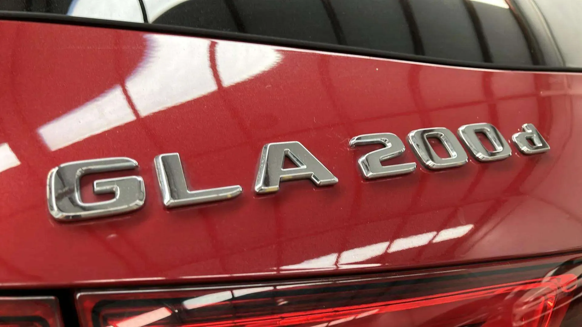 Mercedes-Benz GLA 200 D - foto 24
