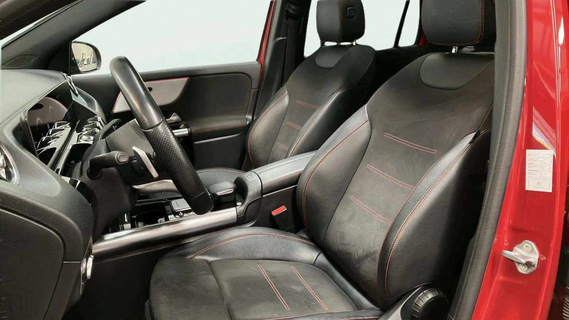 Mercedes-Benz GLA 200 D - foto 9