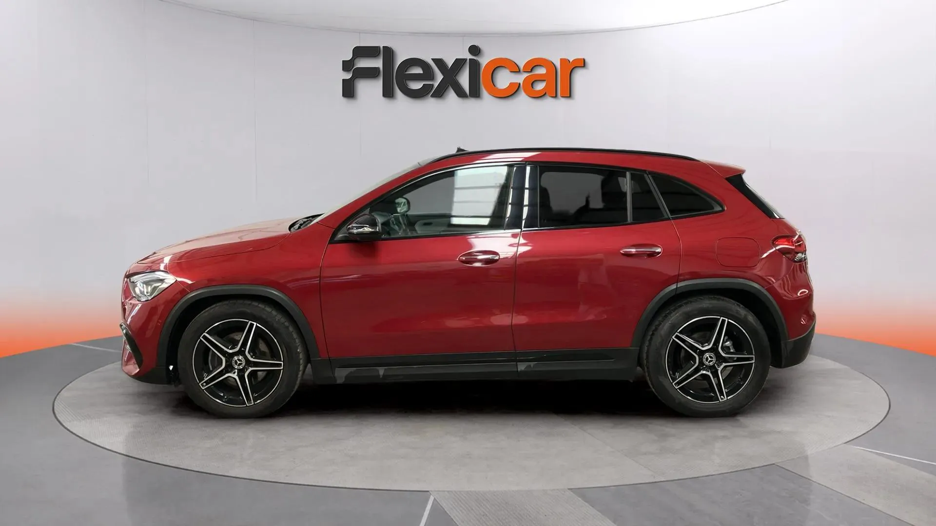 Mercedes-Benz GLA 200 D - foto 5