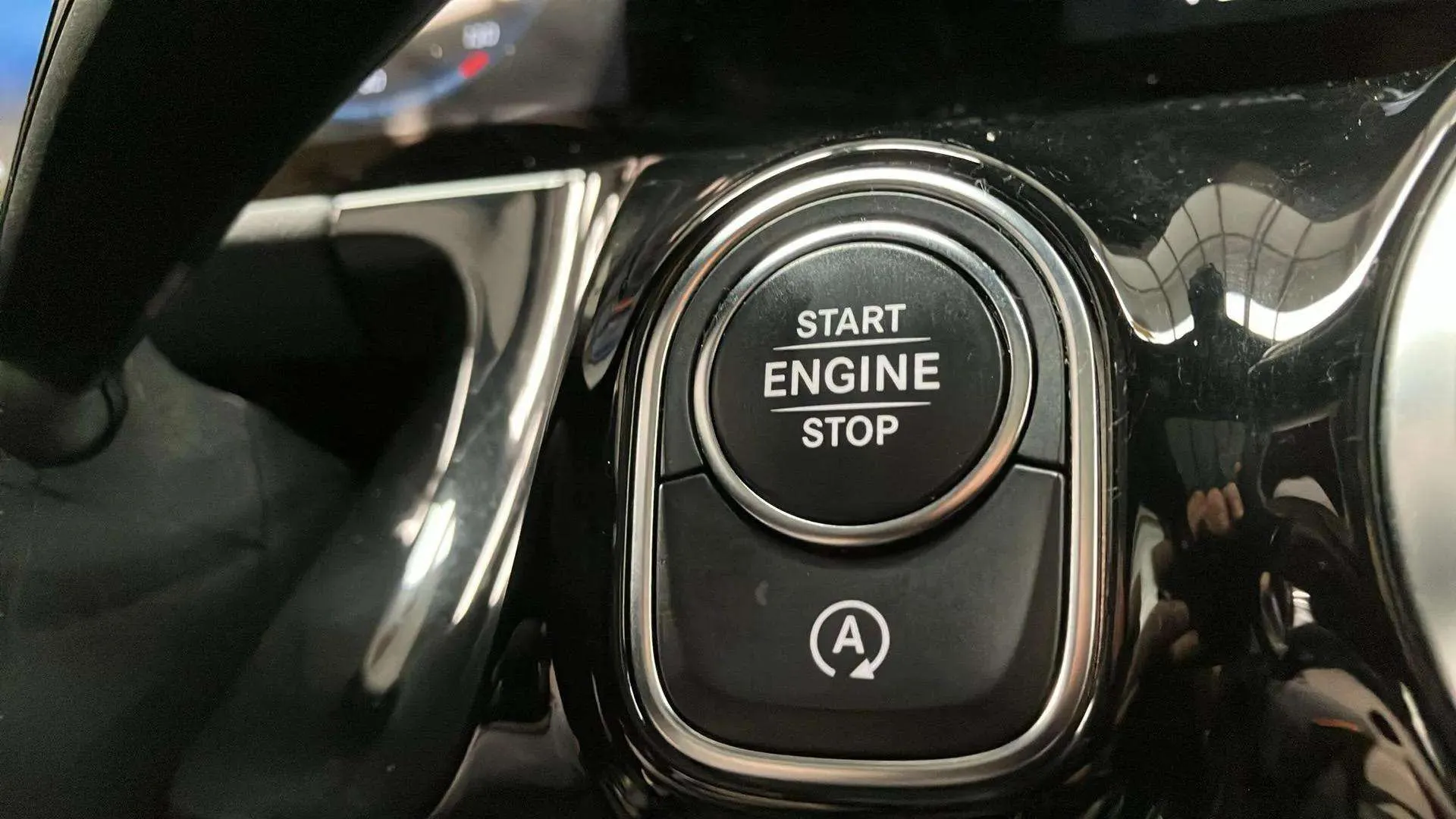 Mercedes-Benz GLA 200 D - foto 16