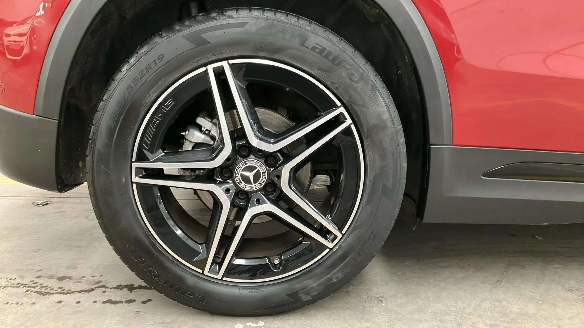 Mercedes-Benz GLA 200 D - foto 26