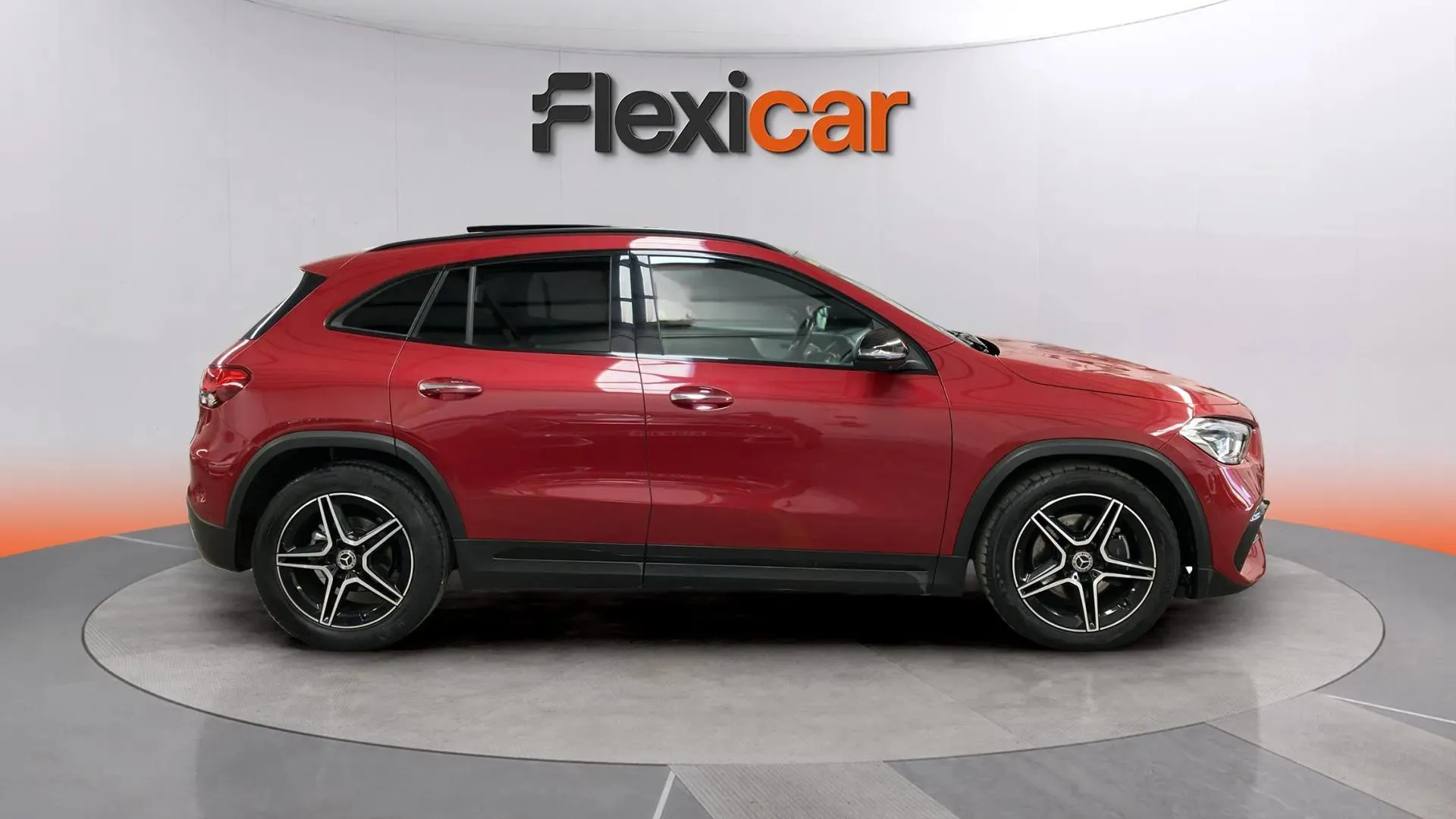 Mercedes-Benz GLA 200 D - foto 3