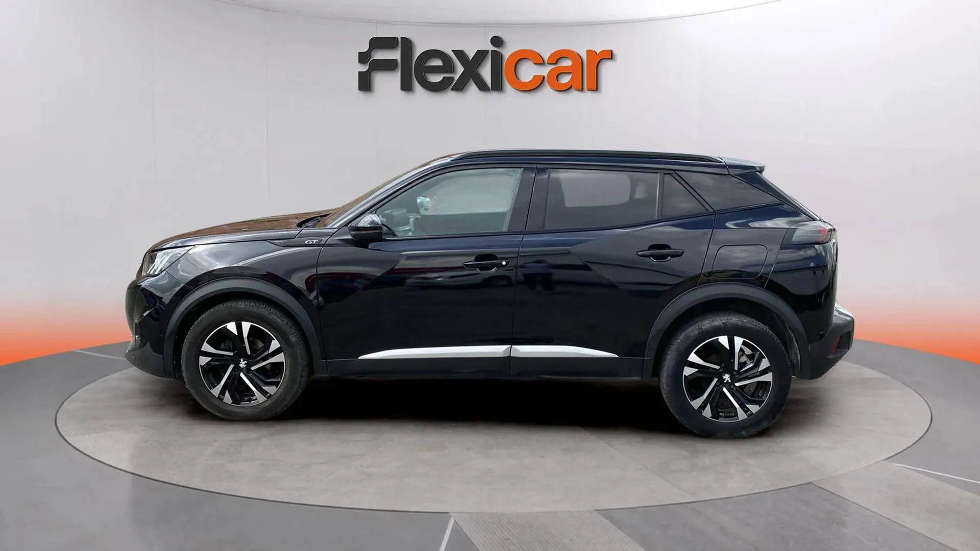 Peugeot 2008 GT Pack PureTech 130 EAT8 - foto 4