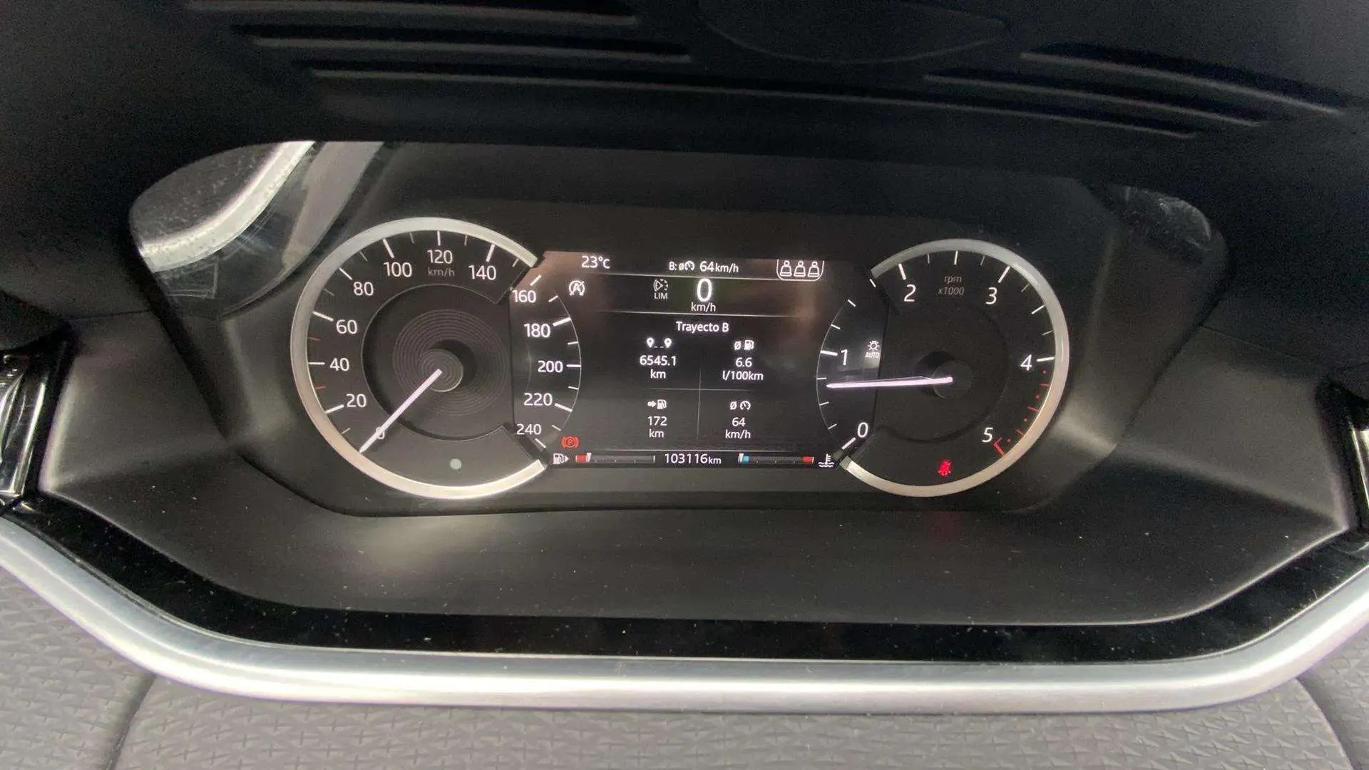 Land Rover Range Rover Evoque 2.0 D150 FWD - foto 9
