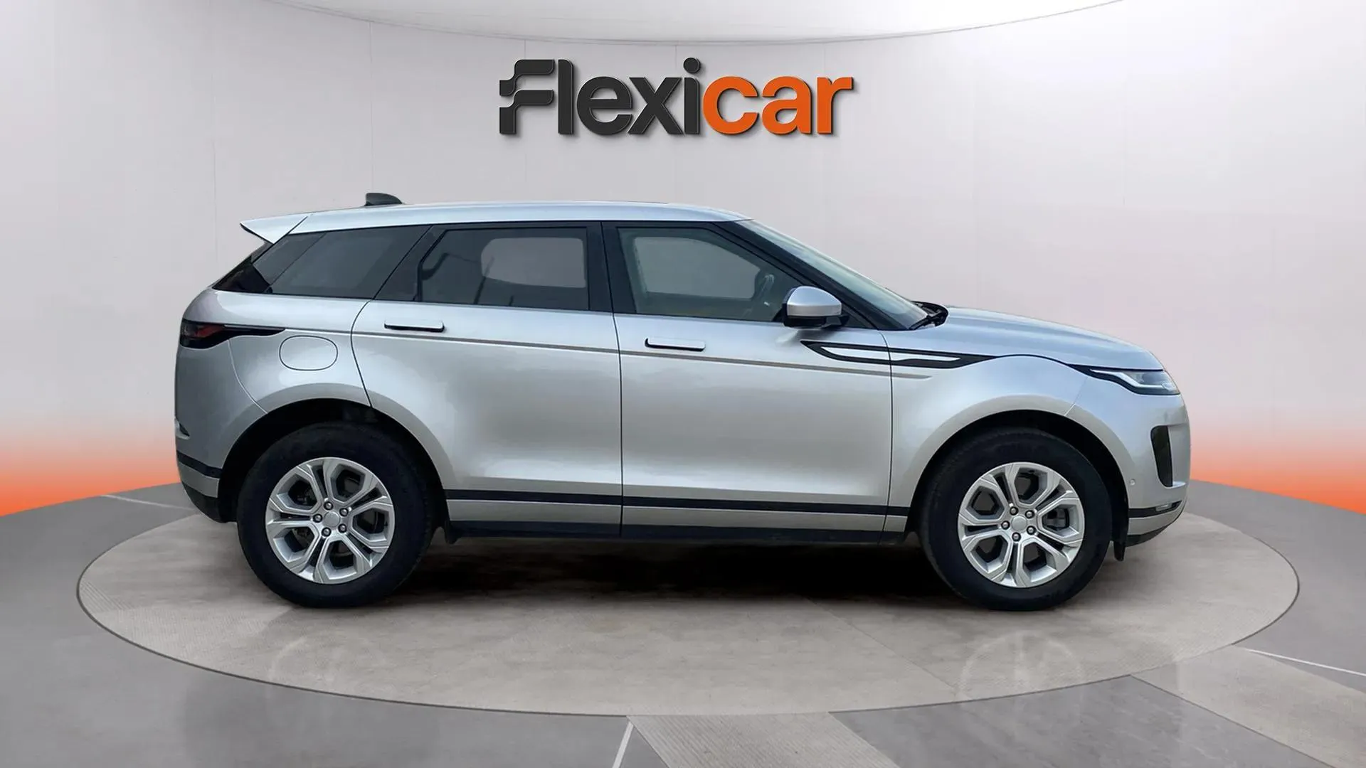 Land Rover Range Rover Evoque 2.0 D150 FWD - foto 3