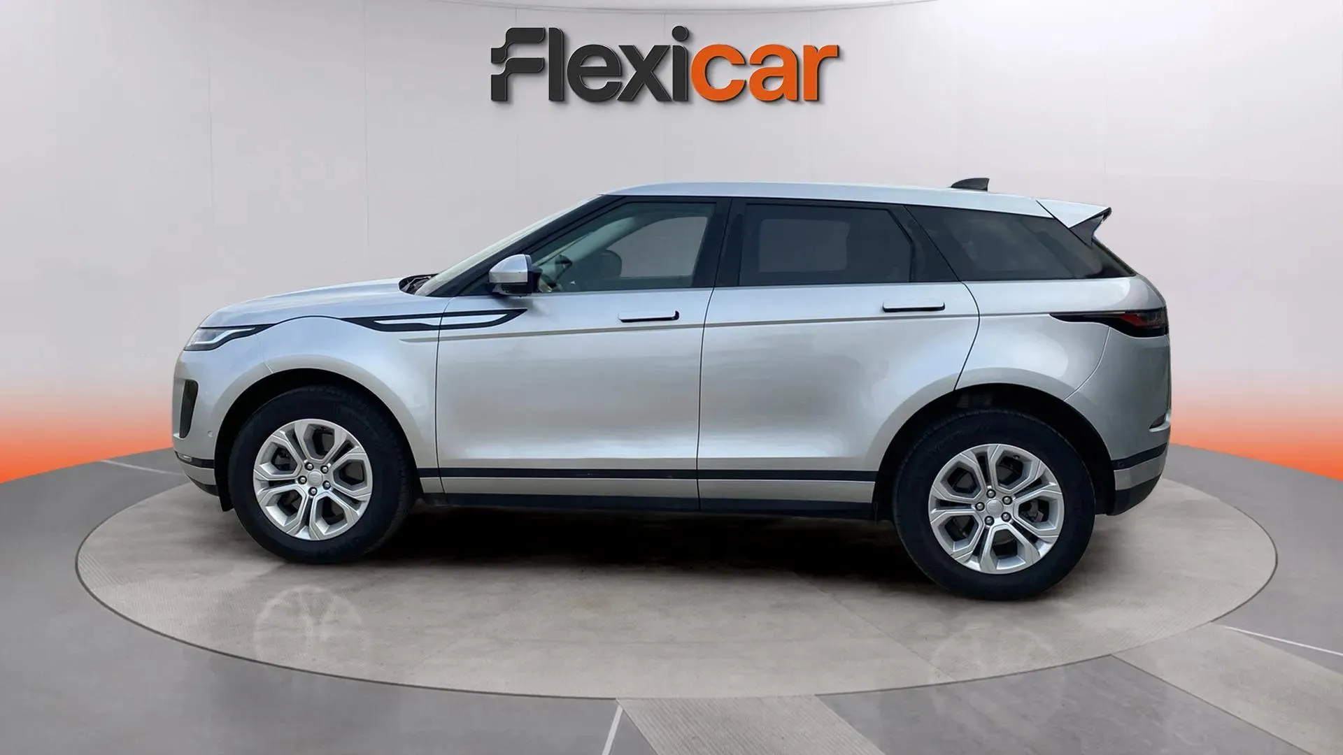 Land Rover Range Rover Evoque 2.0 D150 FWD - foto 5