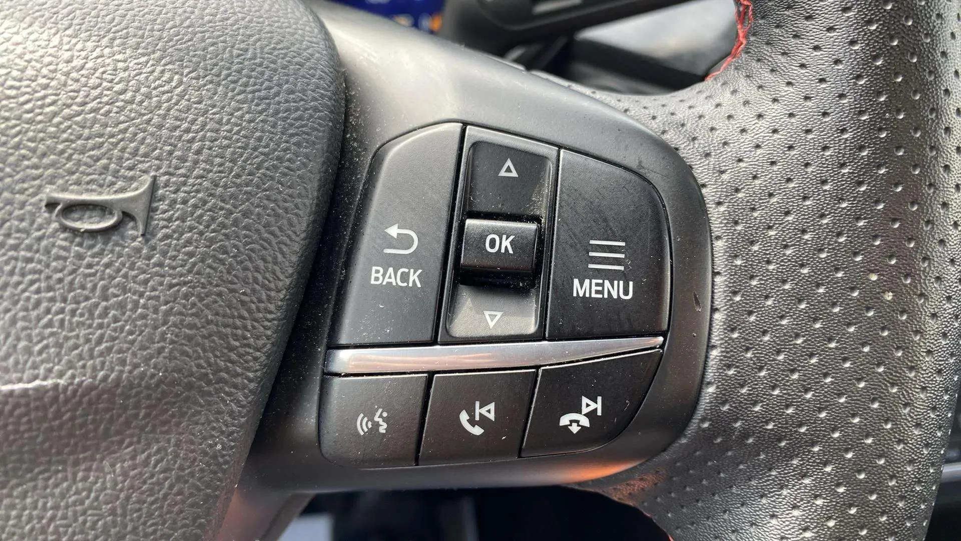 Ford Kuga ST-Line 2.5 Duratec PHEV - foto 22
