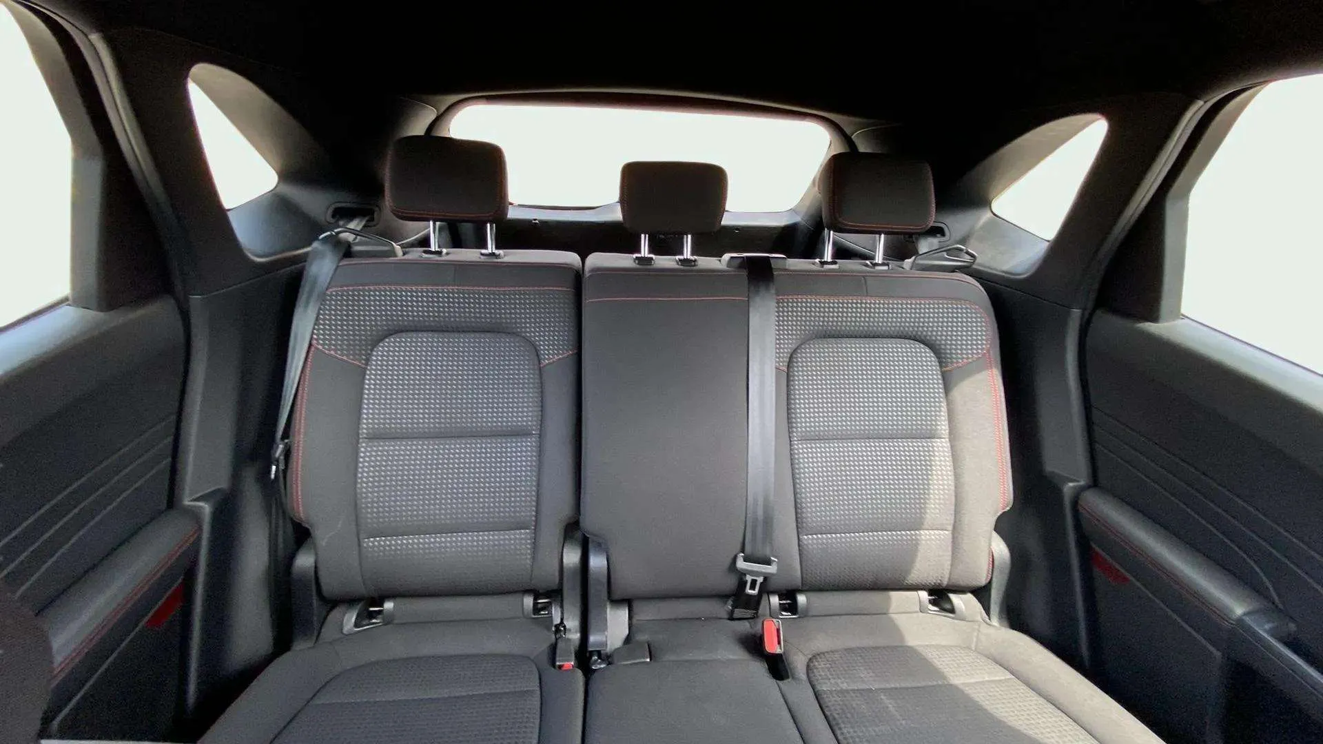 Ford Kuga ST-Line 2.5 Duratec PHEV - foto 15
