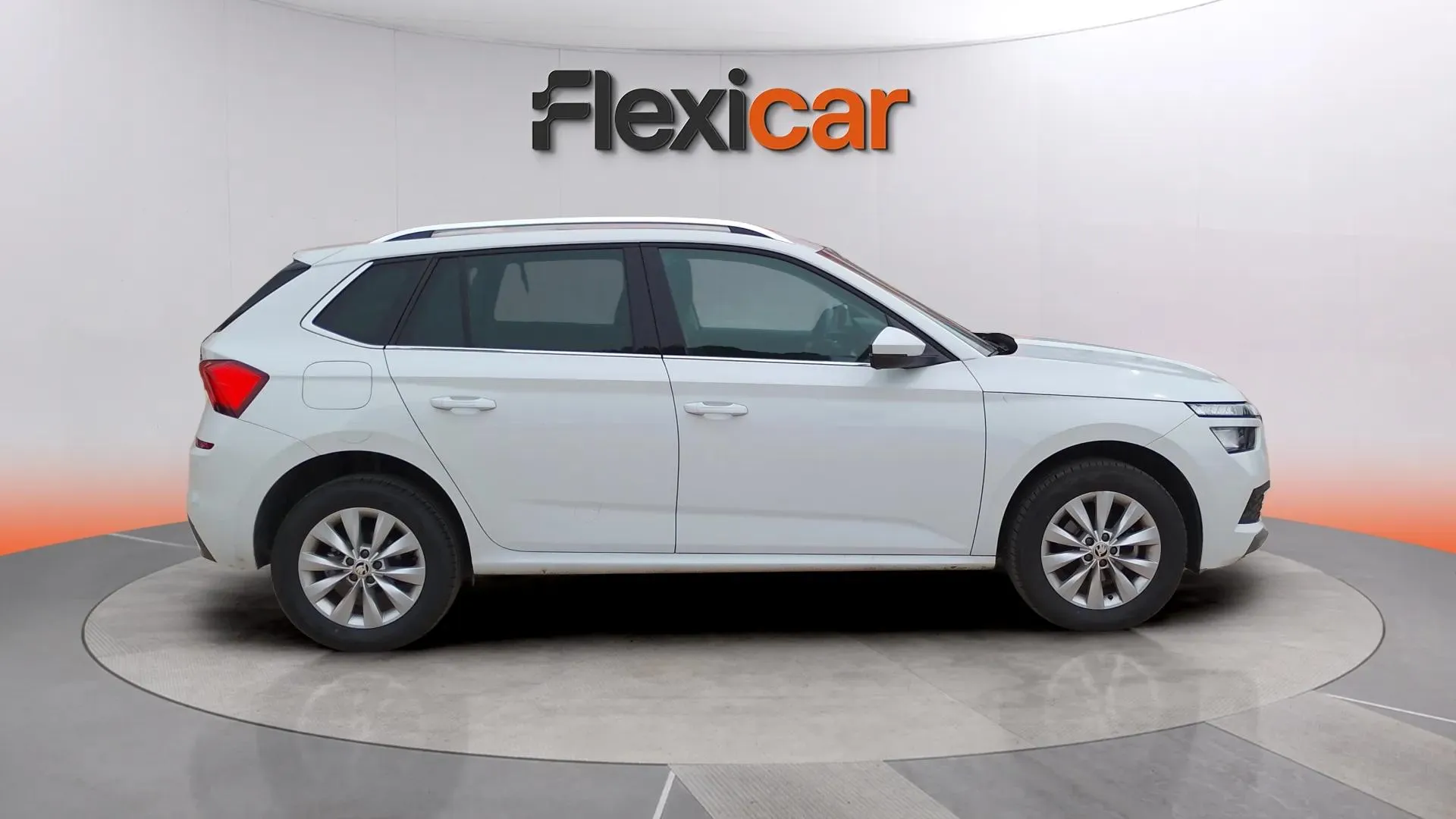 Škoda Kamiq 1.5 TSI DSG Ambition - foto 7