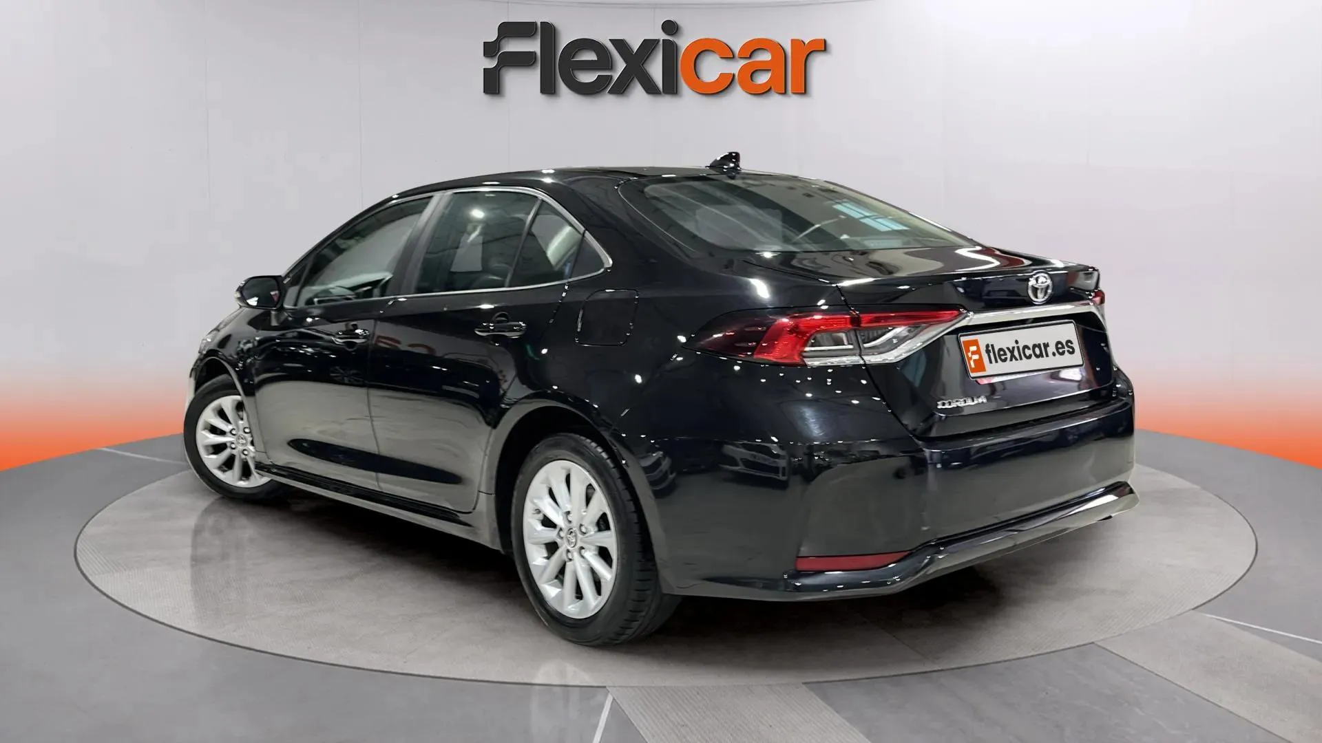 Toyota Corolla Sedan Active Tech - foto 6