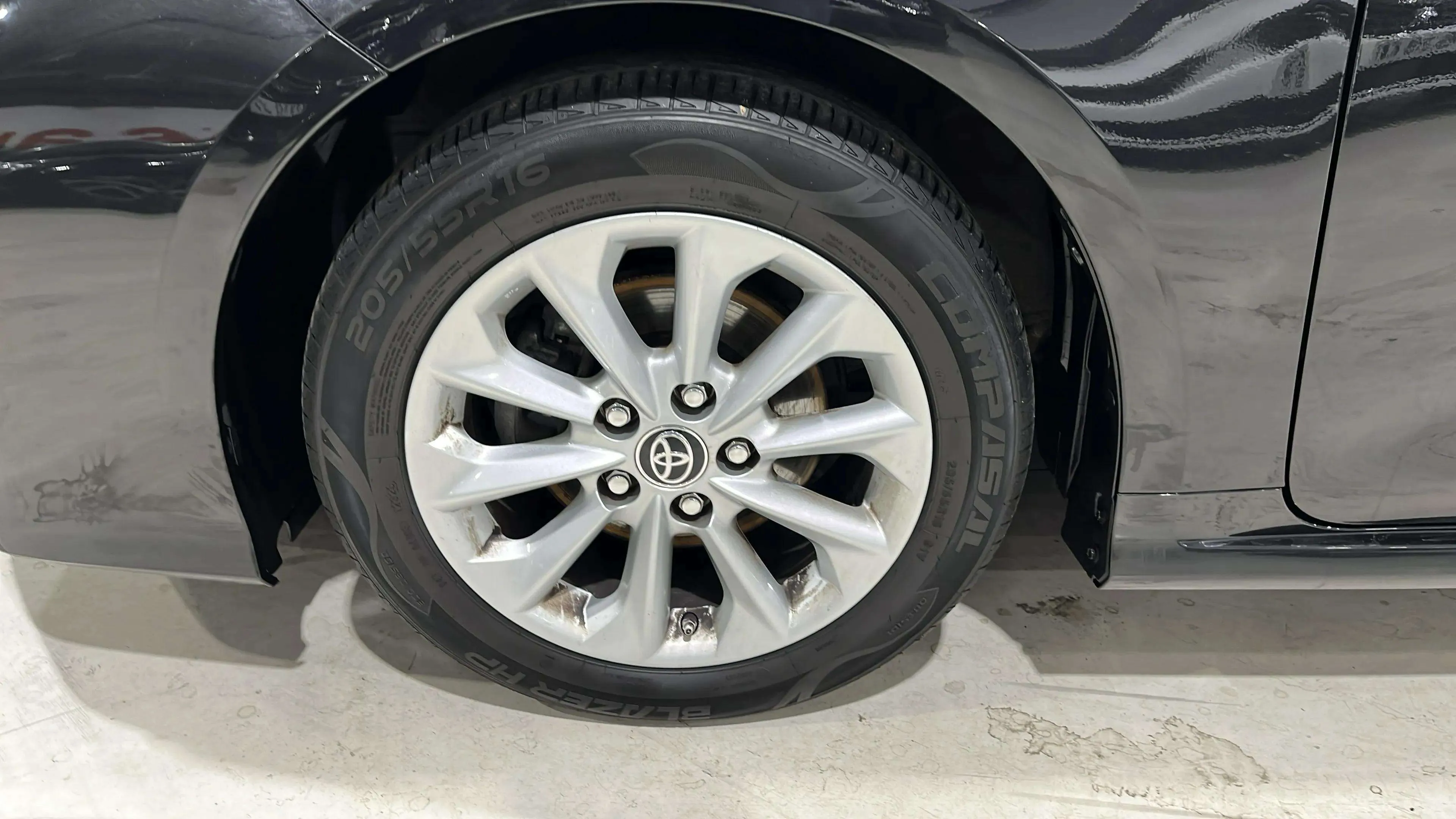 Toyota Corolla Sedan Active Tech - foto 28