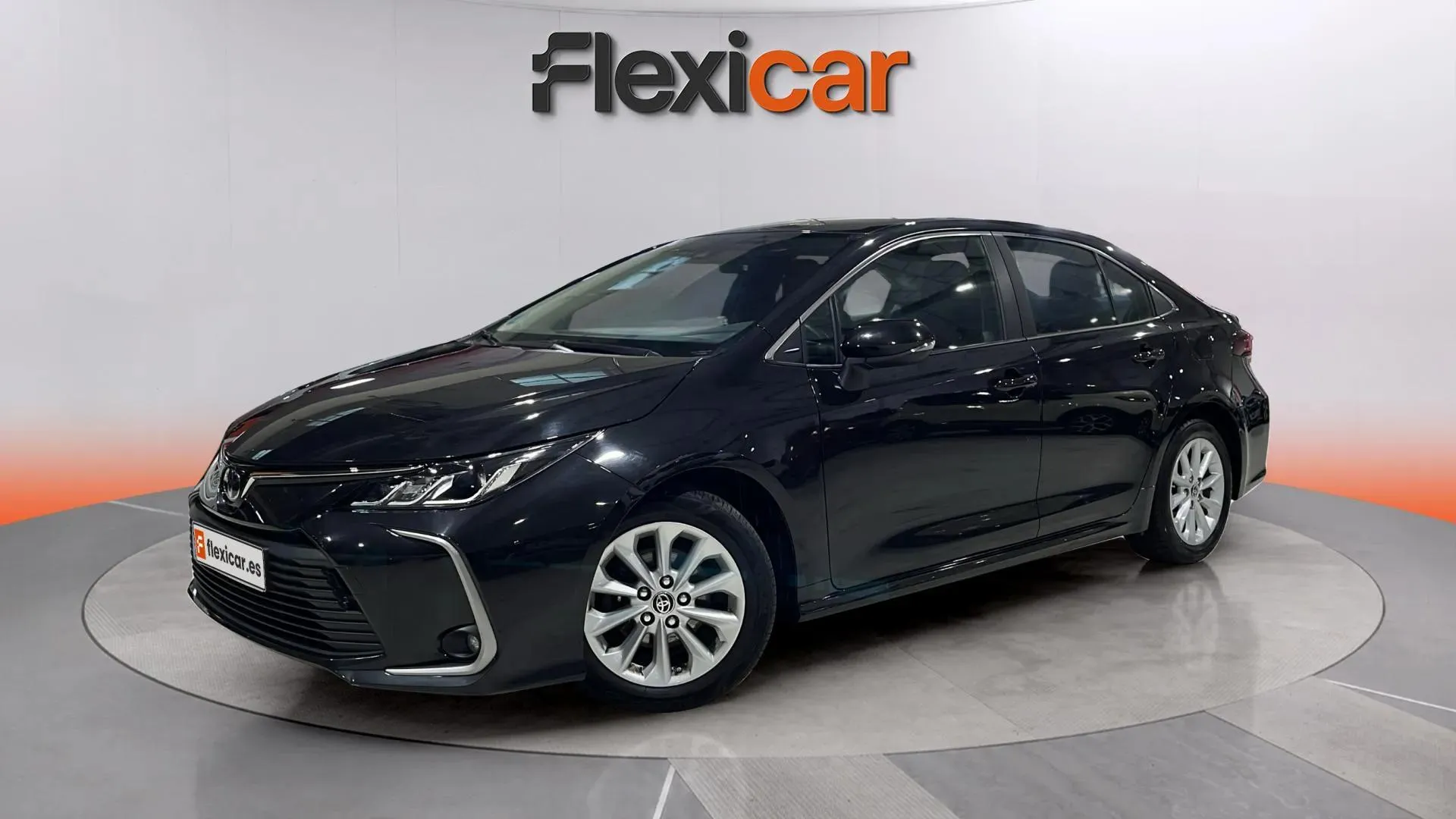 Toyota Corolla Sedan Active Tech - foto 3