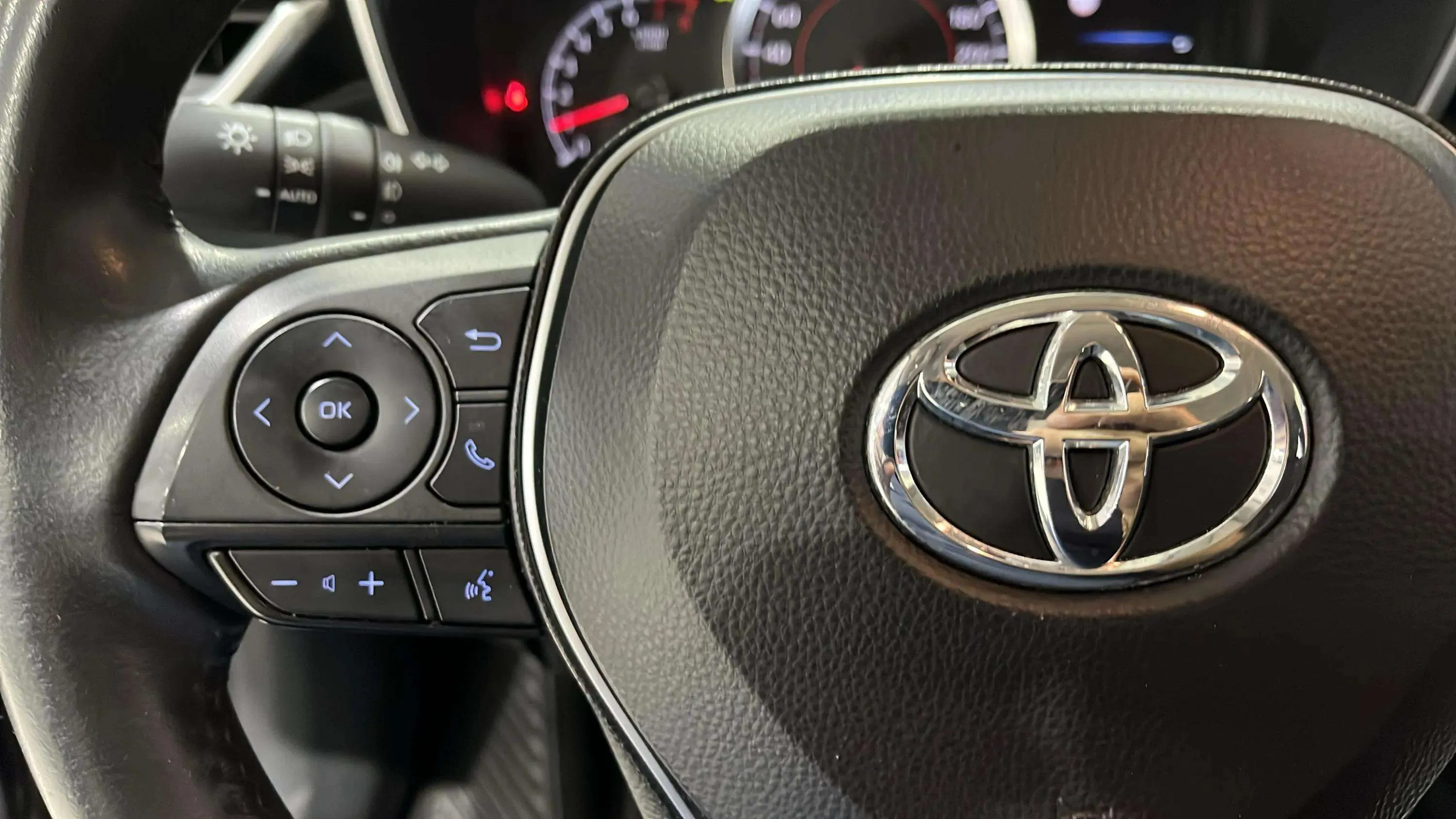 Toyota Corolla Sedan Active Tech - foto 16