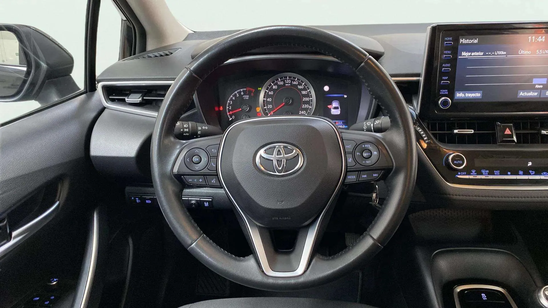 Toyota Corolla Active Plus - foto 11