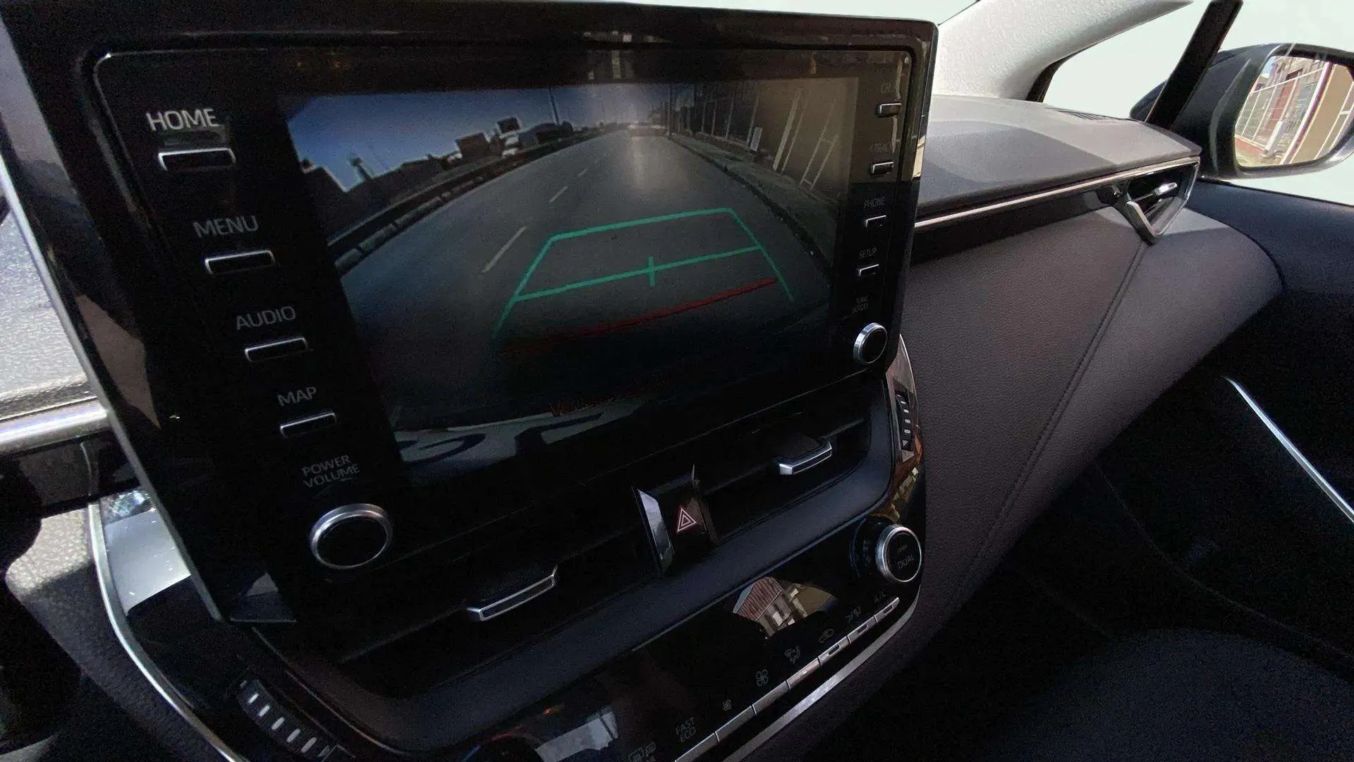 Toyota Corolla Active Plus - foto 22