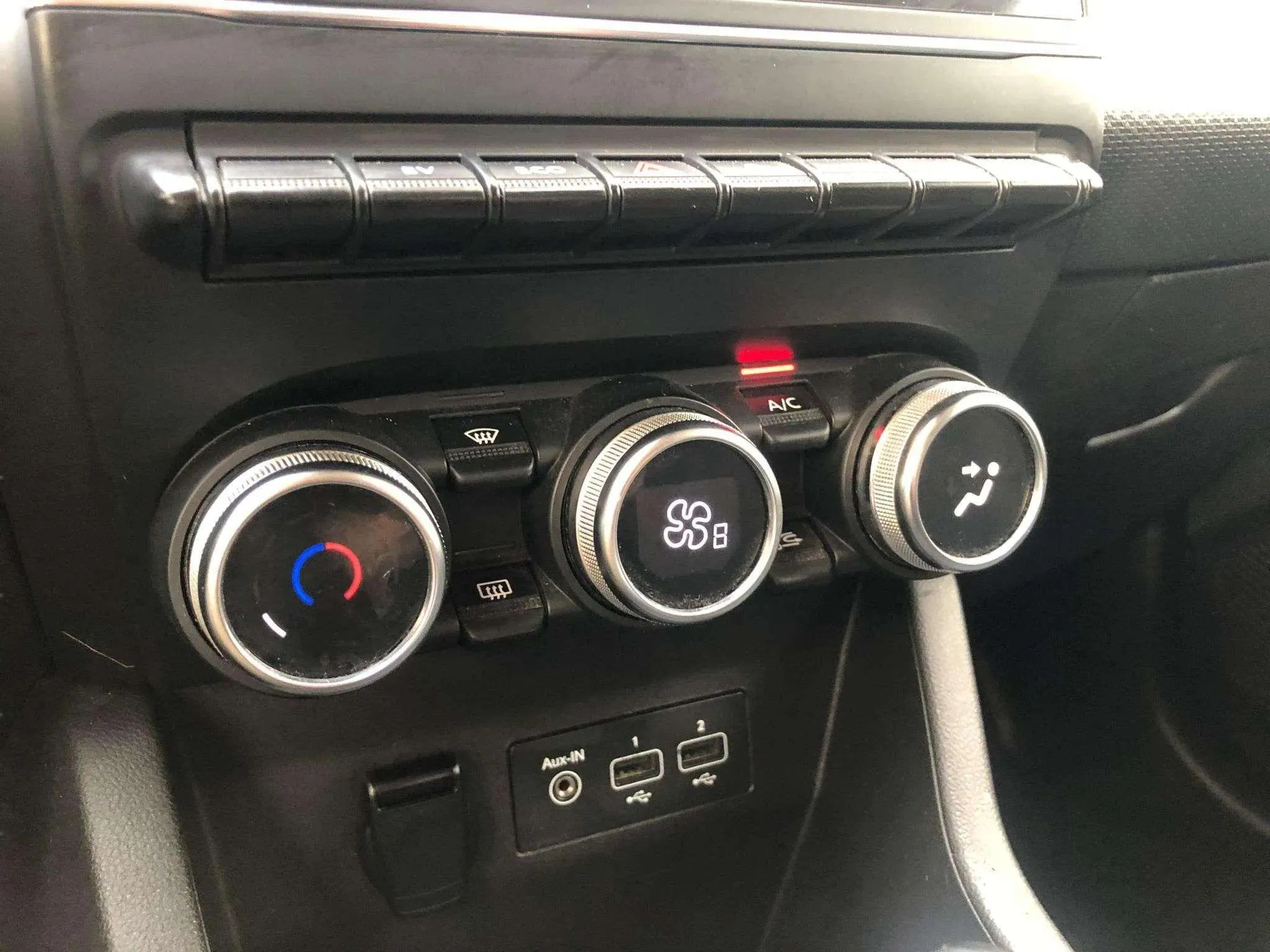 Renault Clio Intens E-Tech Híbrido - foto 12