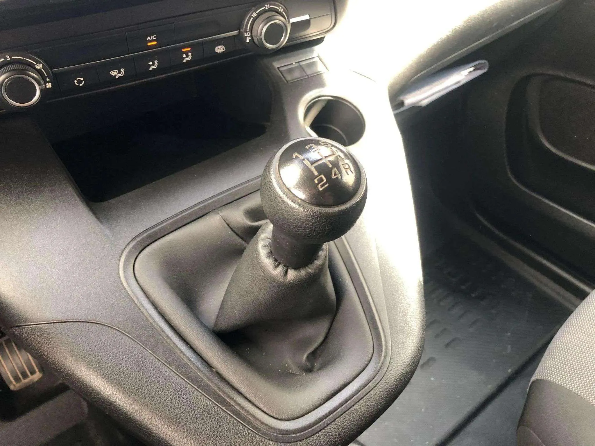 Peugeot Partner Furgón Diesel Partner 1.5BlueHDI Pro Standard - foto 10