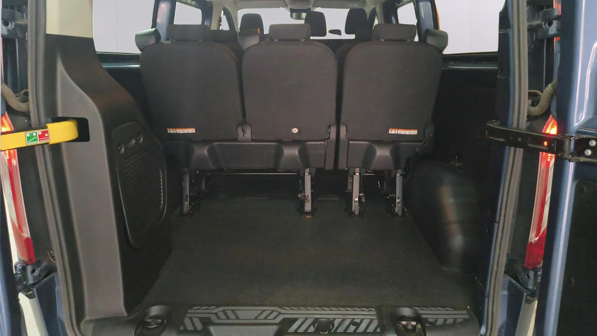 Ford Transit Custom 2.0 EcoBlue L2 Titanium - foto 10