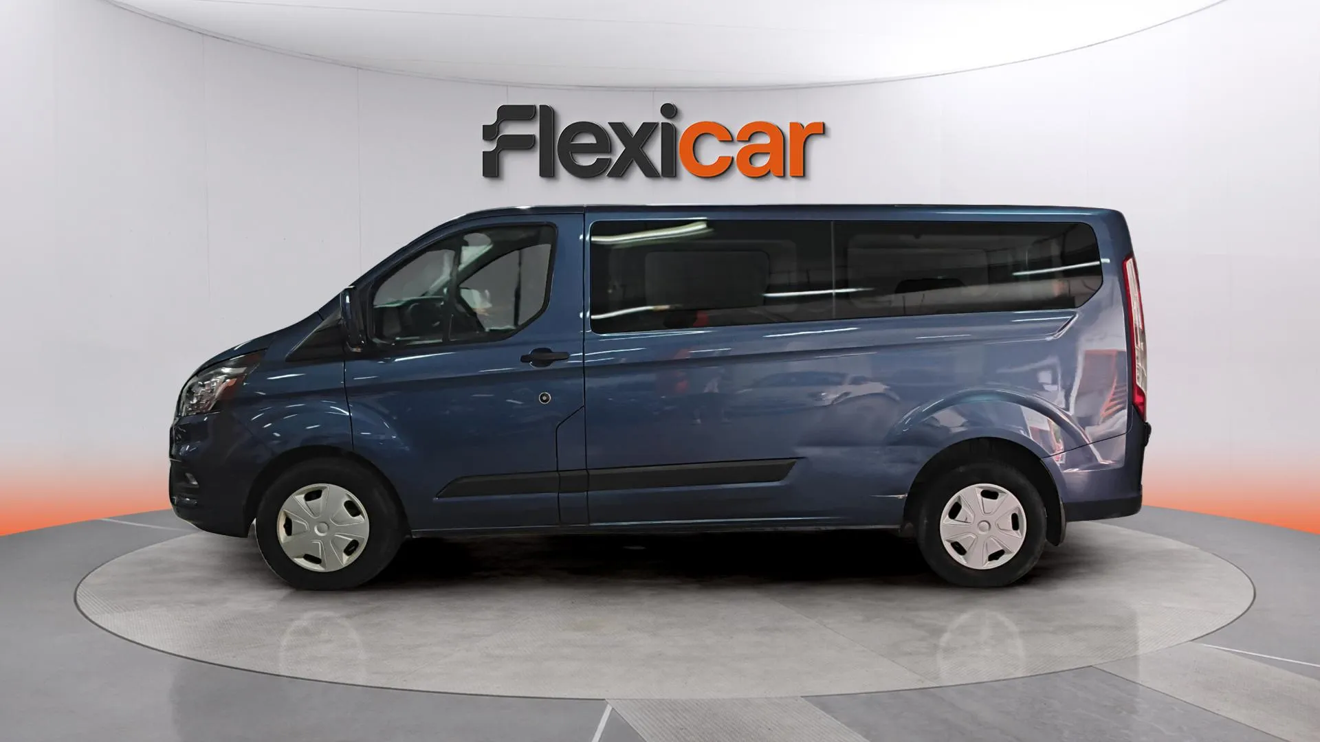 Ford Transit Custom 2.0 EcoBlue L2 Titanium - foto 4