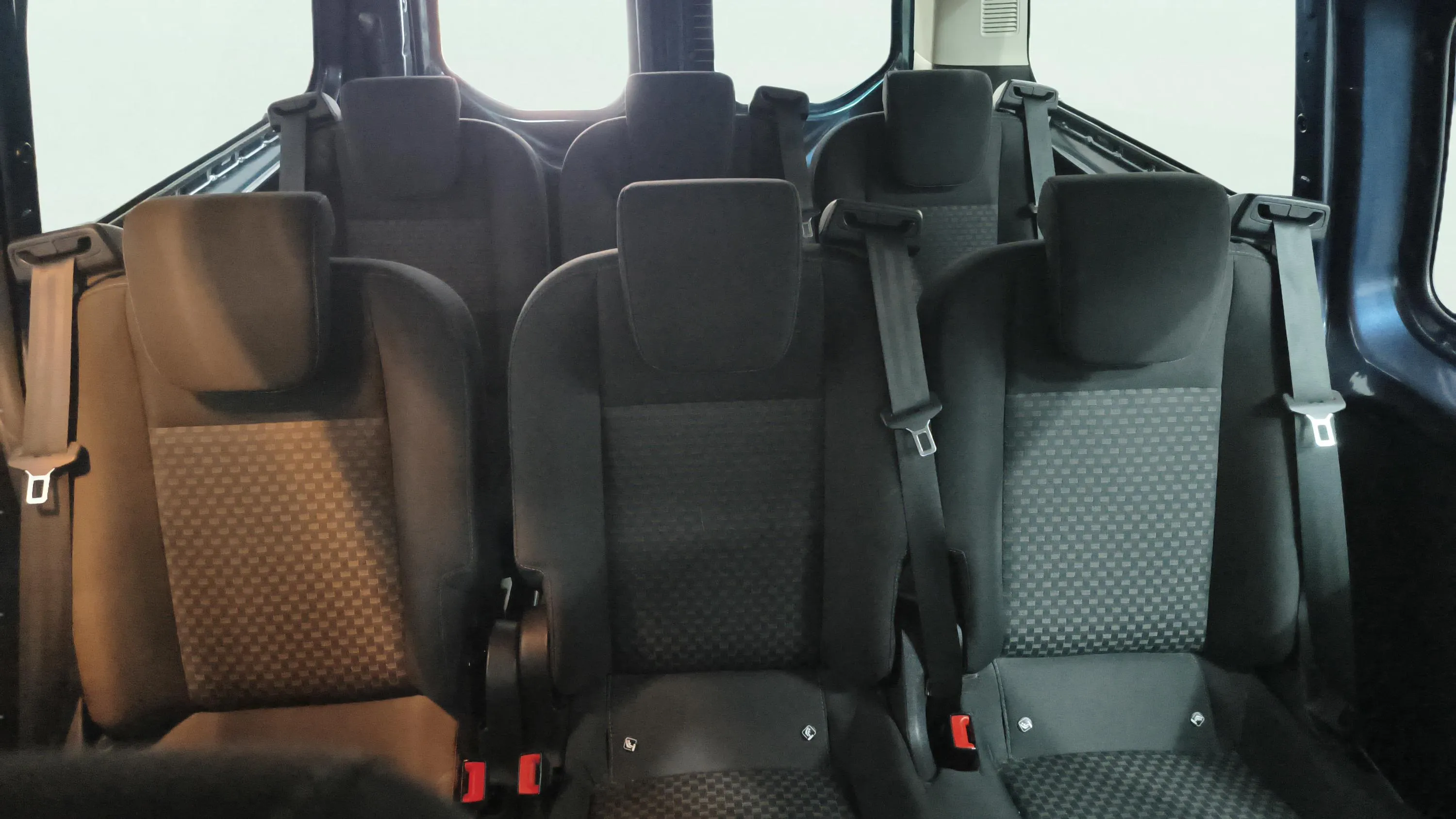 Ford Transit Custom 2.0 EcoBlue L2 Titanium - foto 15