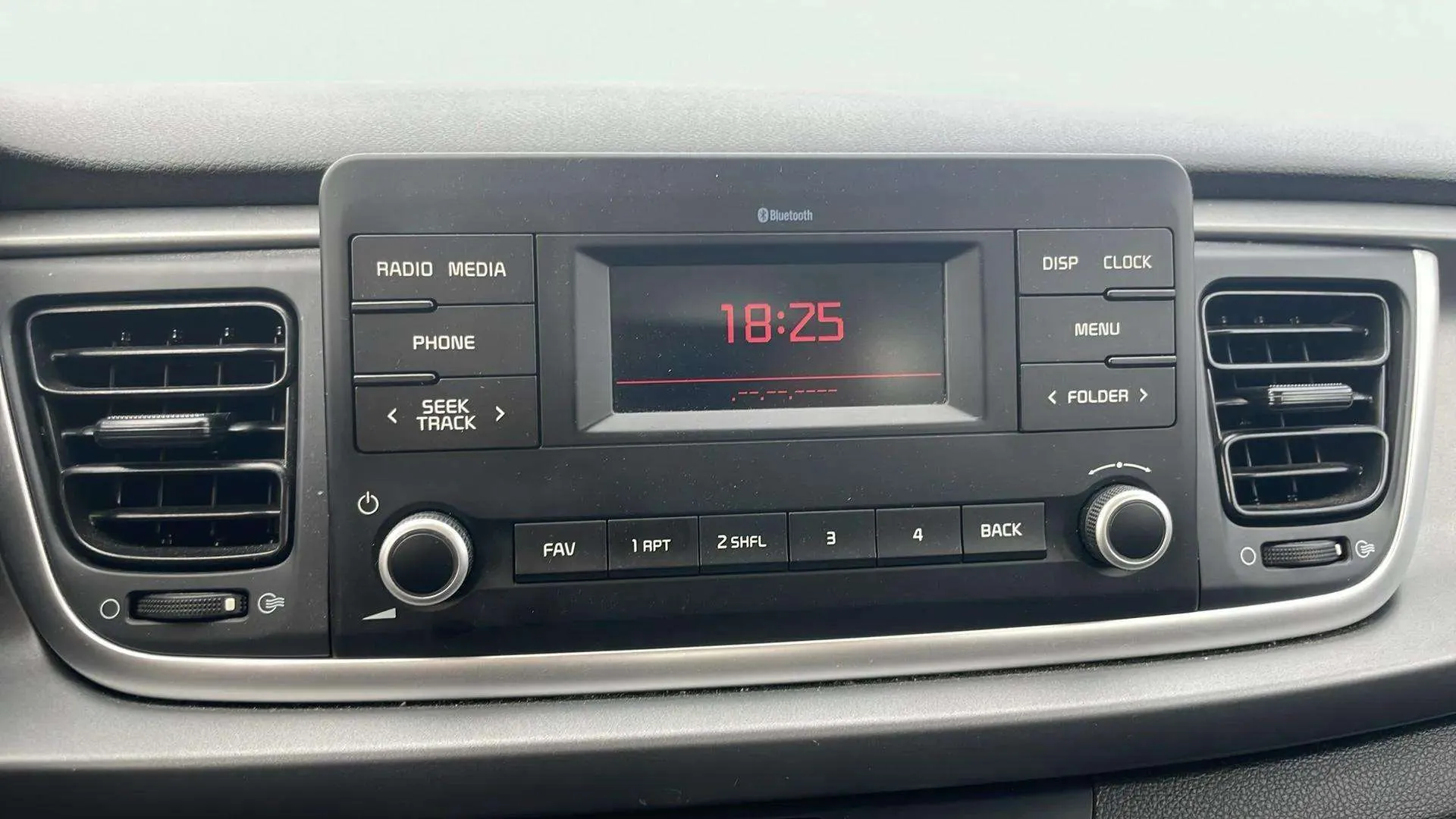 Kia Rio 1.2 DPi Concept - foto 24