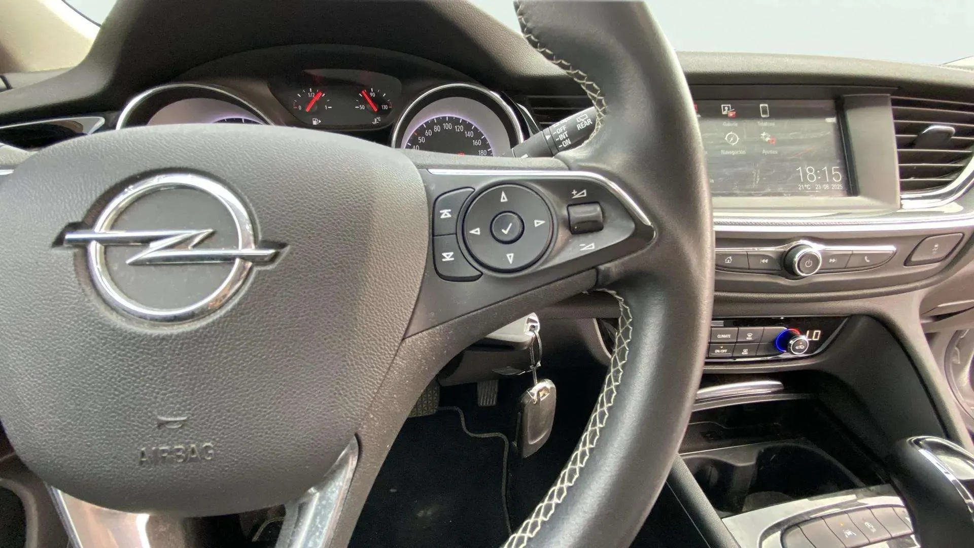Opel Insignia ST Business Edition 1.5D DVH AT8 - foto 17