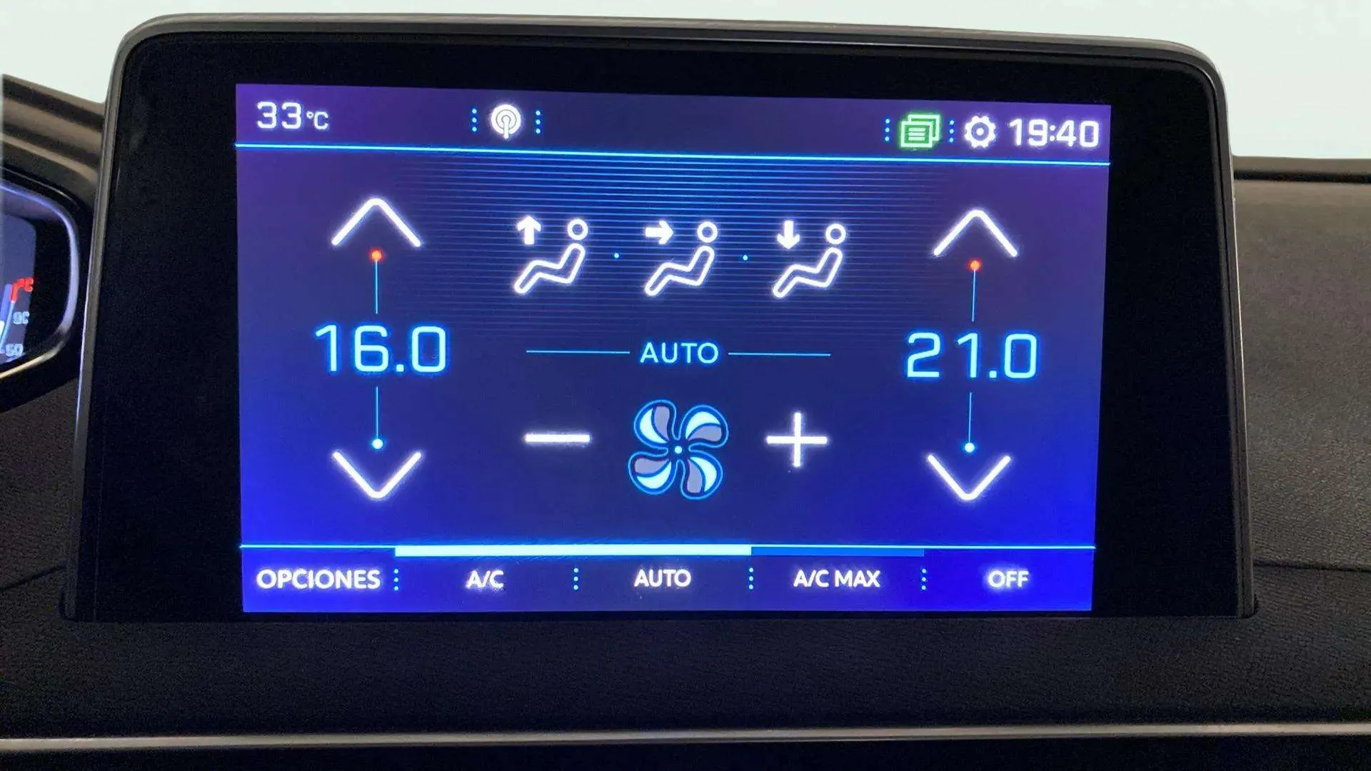 Peugeot 3008 PureTech EAT8 Crossway - foto 19