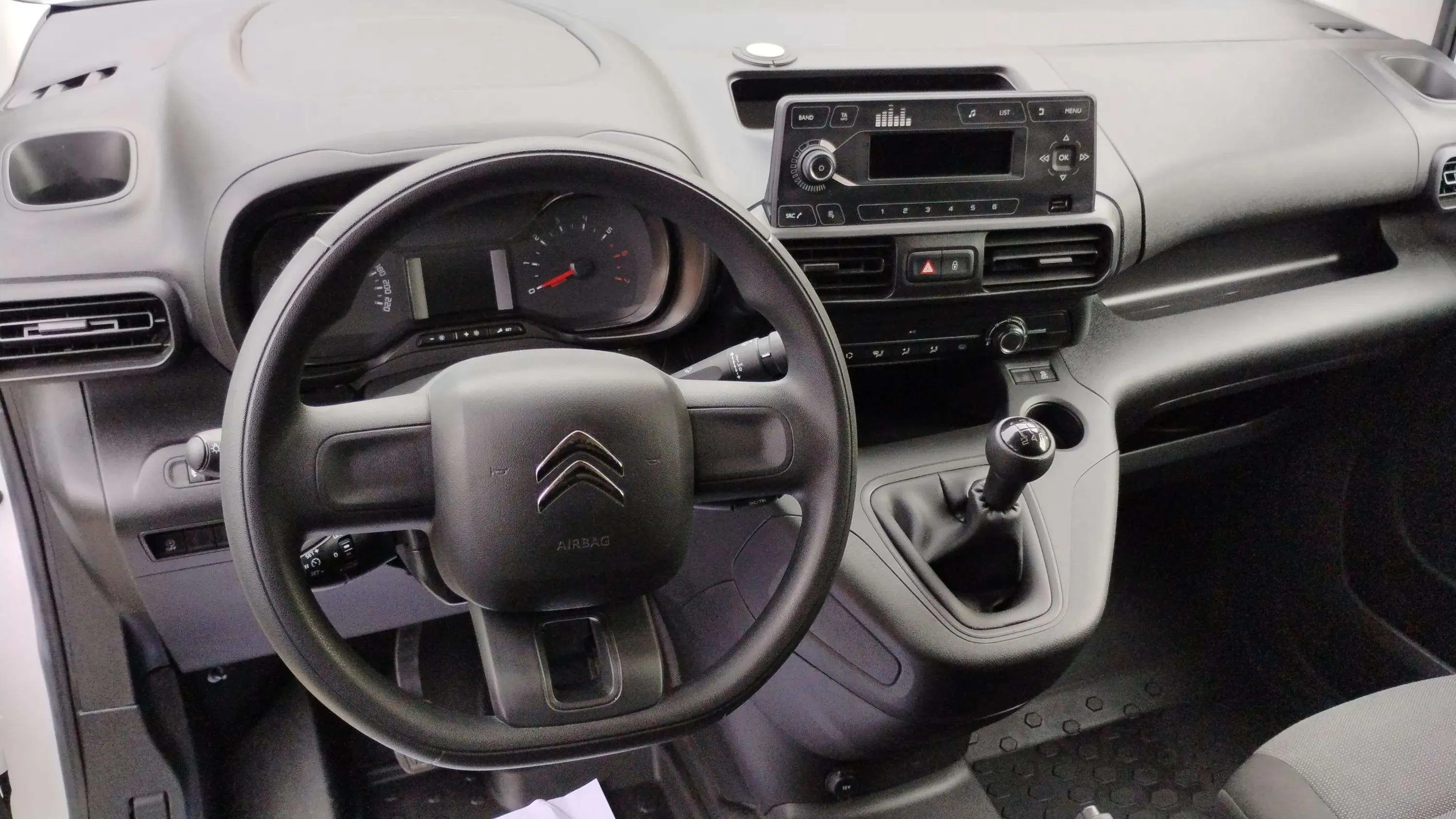 Citroën Berlingo Talla M BlueHDi 100 - foto 11