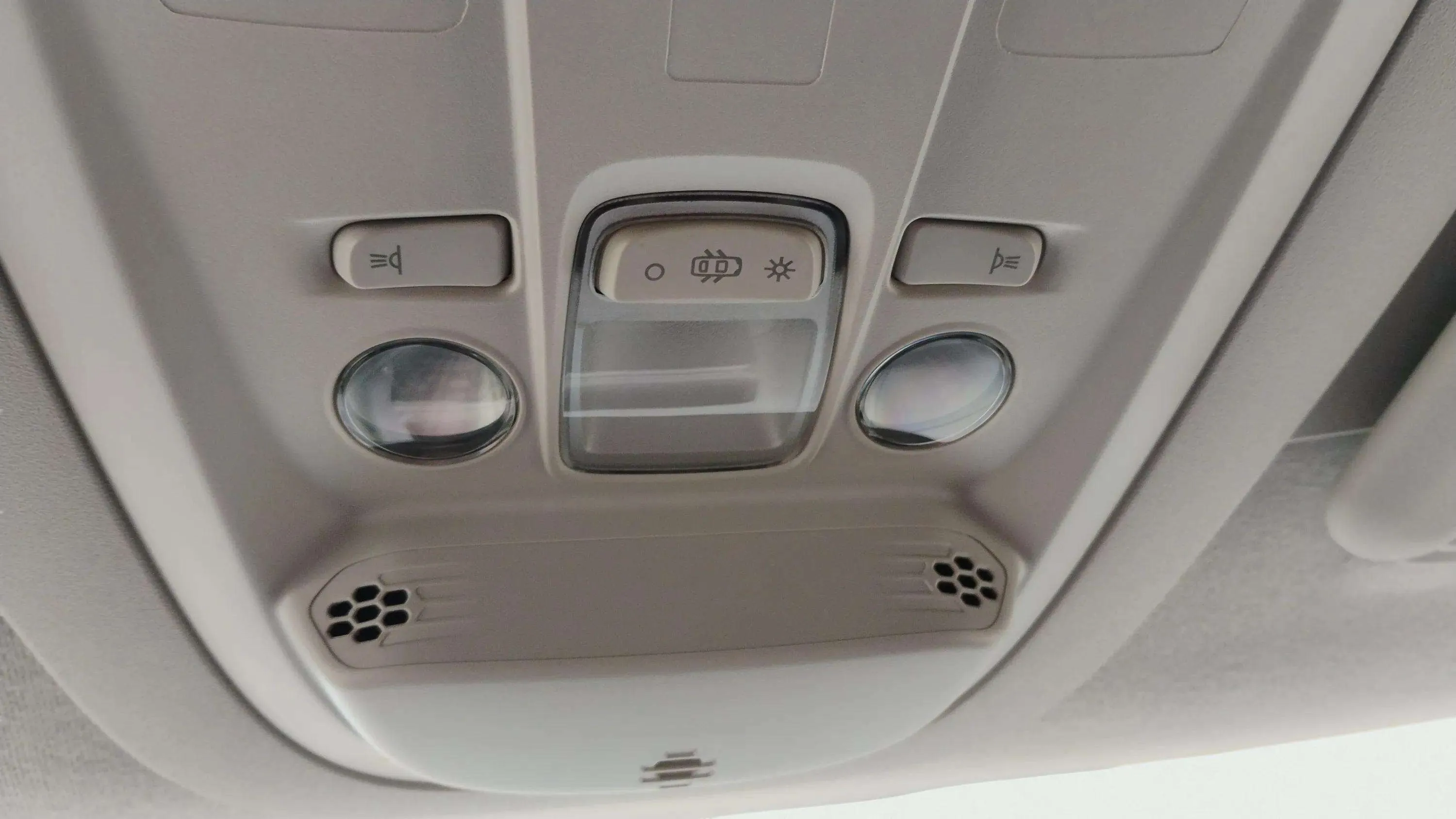 Citroën Berlingo Talla M BlueHDi 100 - foto 18