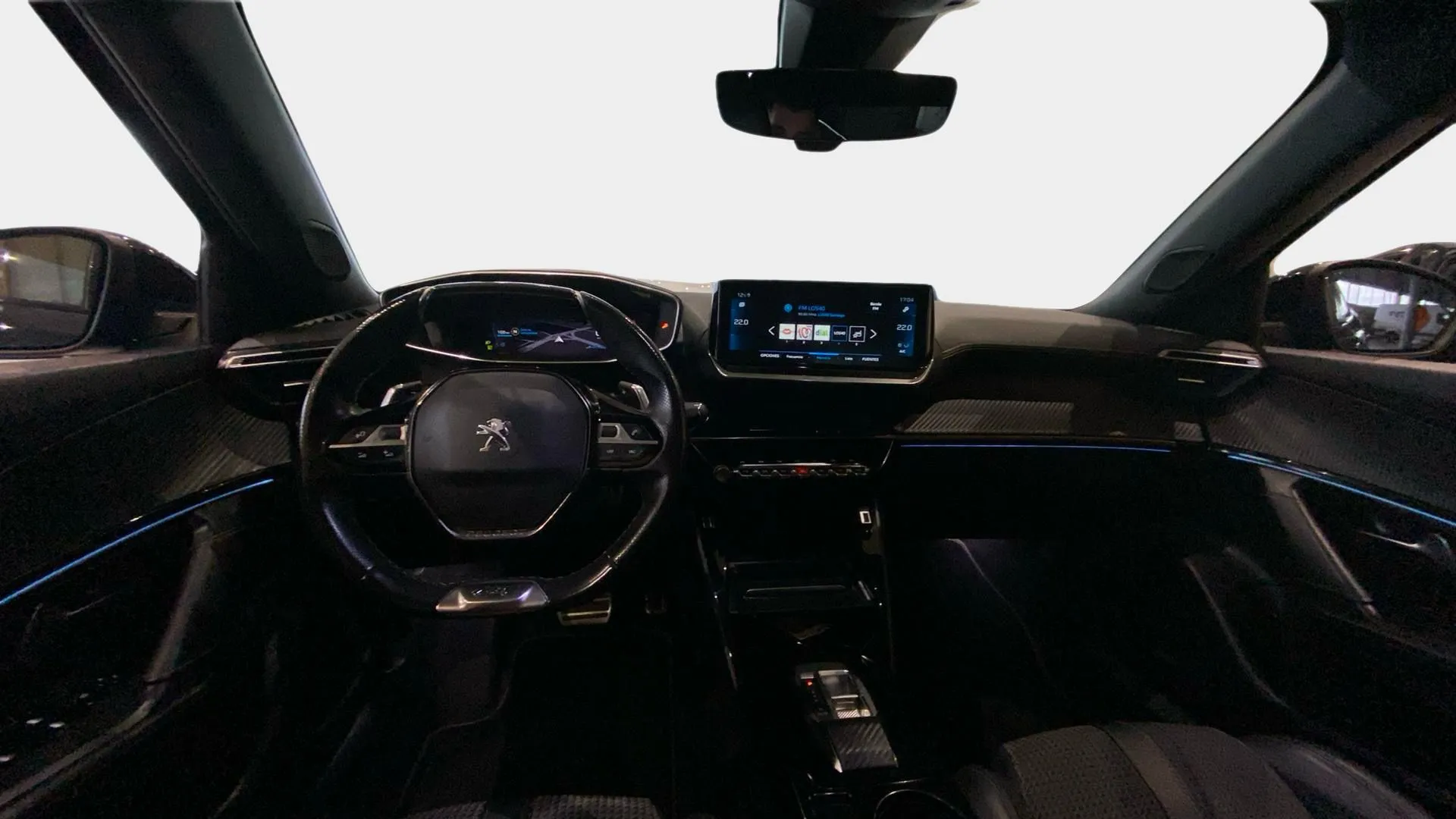 Peugeot 2008 GT BlueHDi 130 EAT8 - foto 15