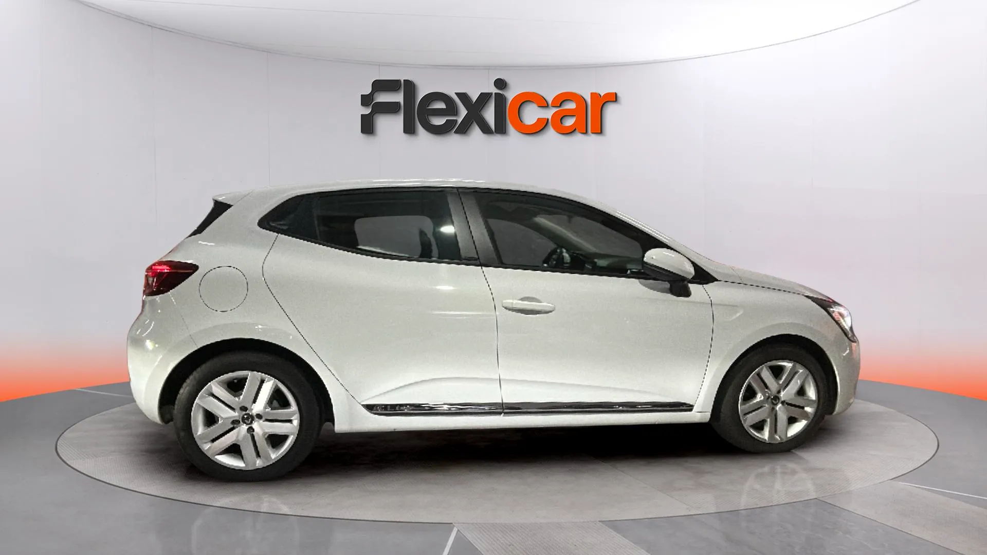 Renault Clio Intens E-Tech Híbrido - foto 8