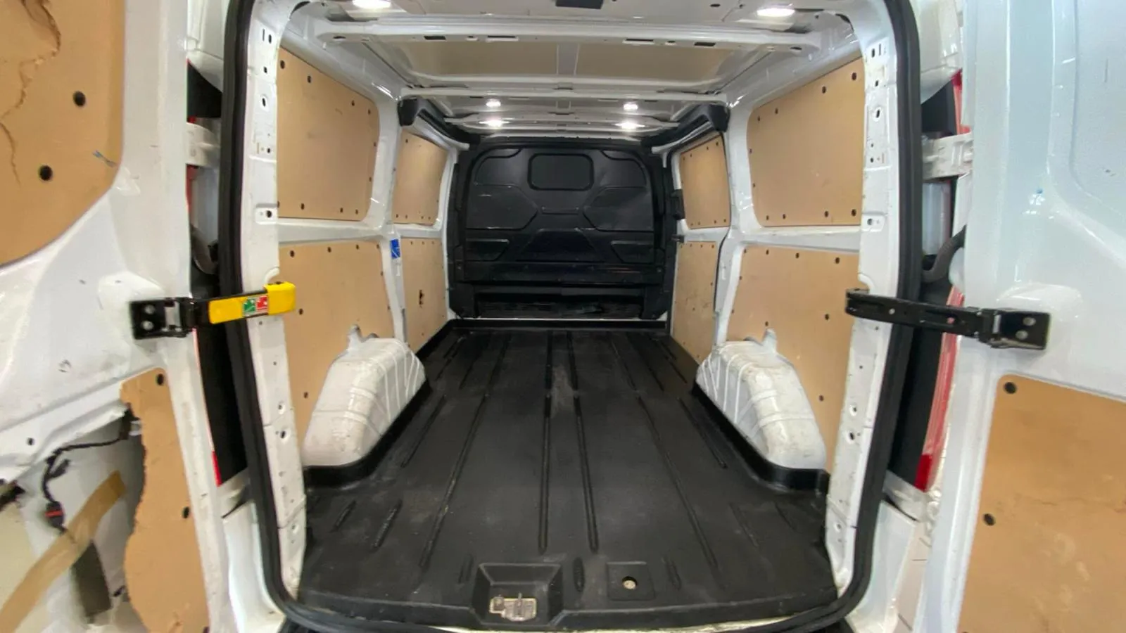 Ford Transit Custom Van 2.0 TDCi 280 L1 Ambiente - foto 9