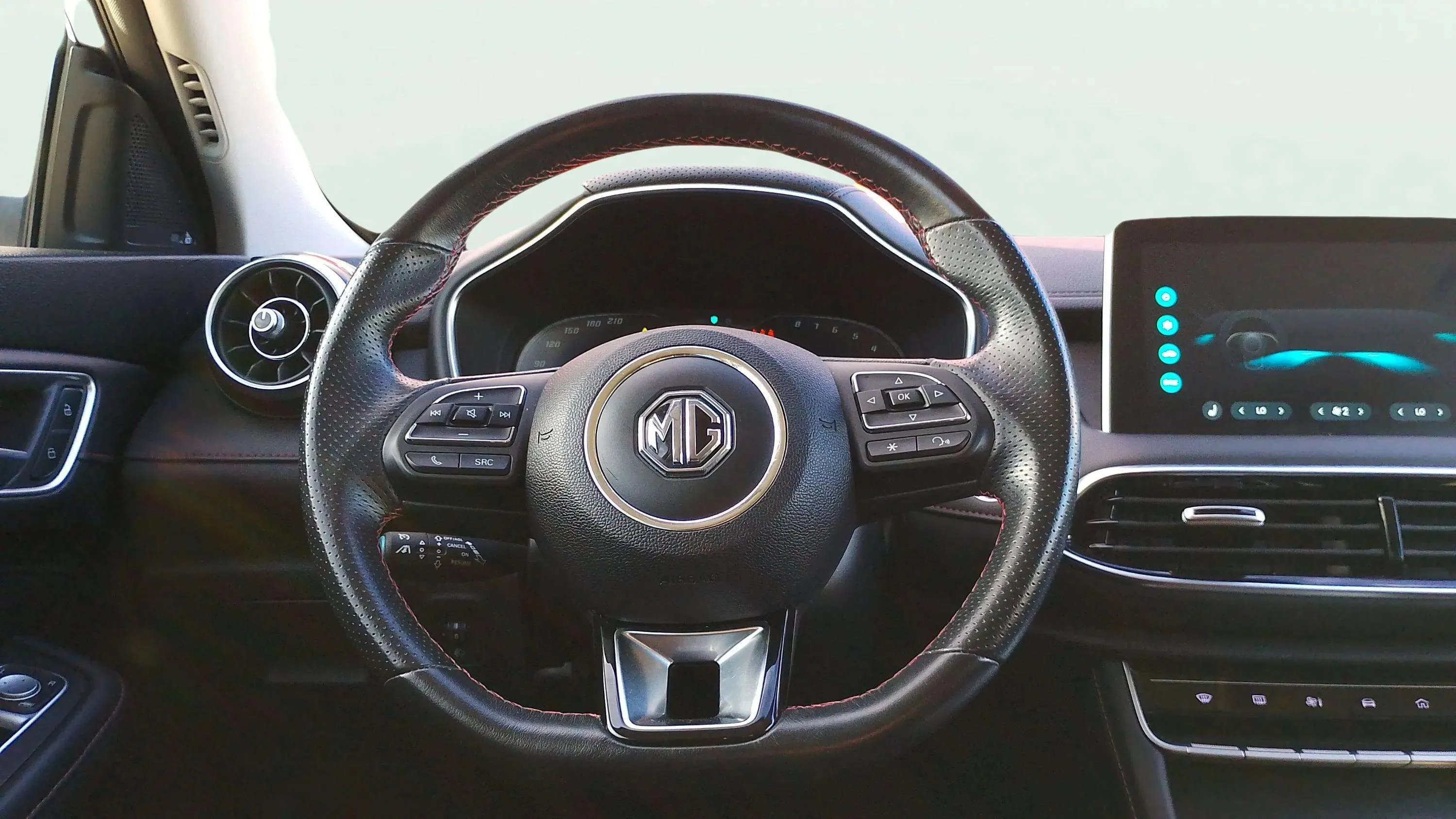 MG HS 1.5 Turbo GDI Comfort DCT - foto 10