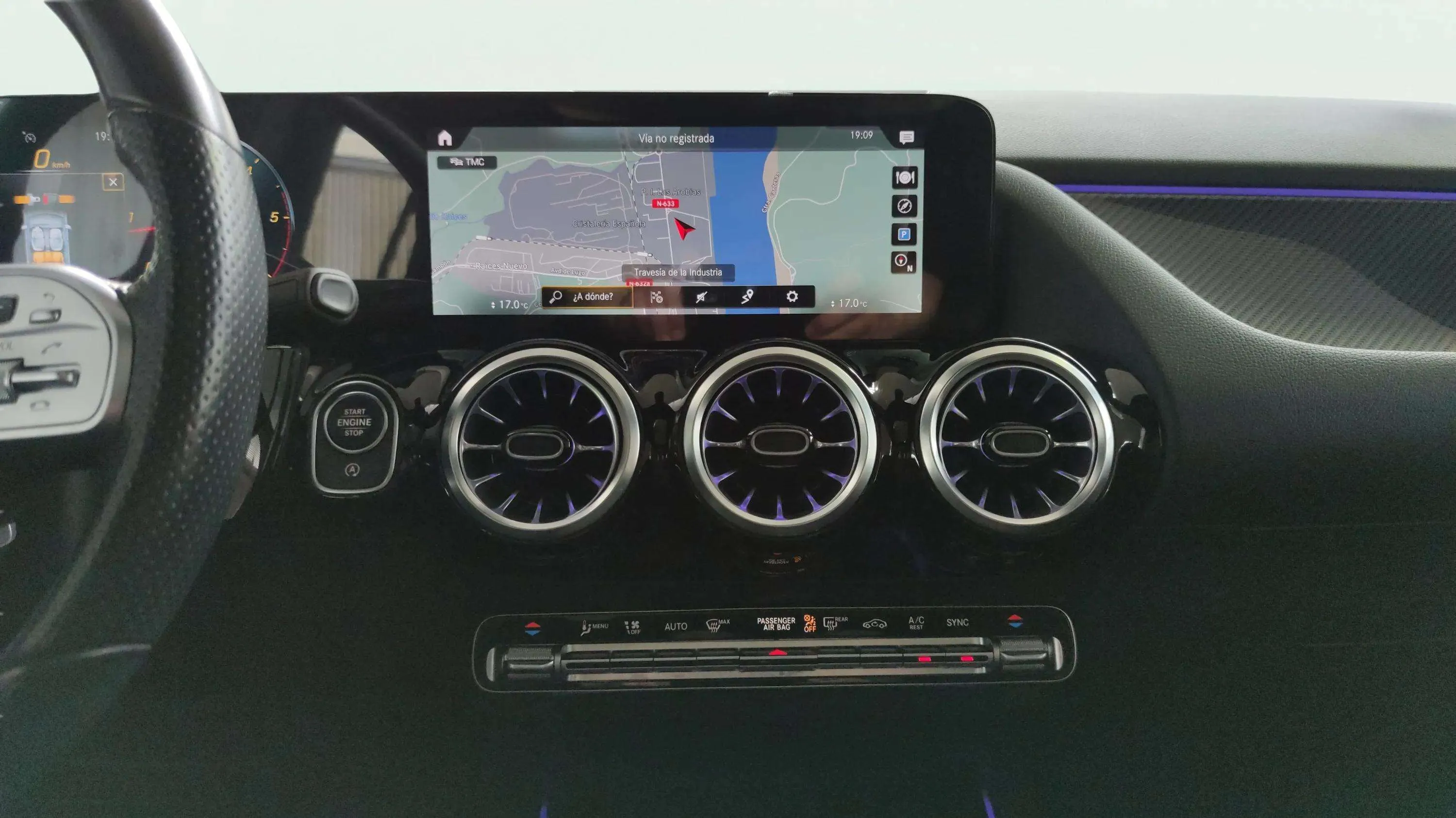 Mercedes-Benz GLA 200 D - foto 11