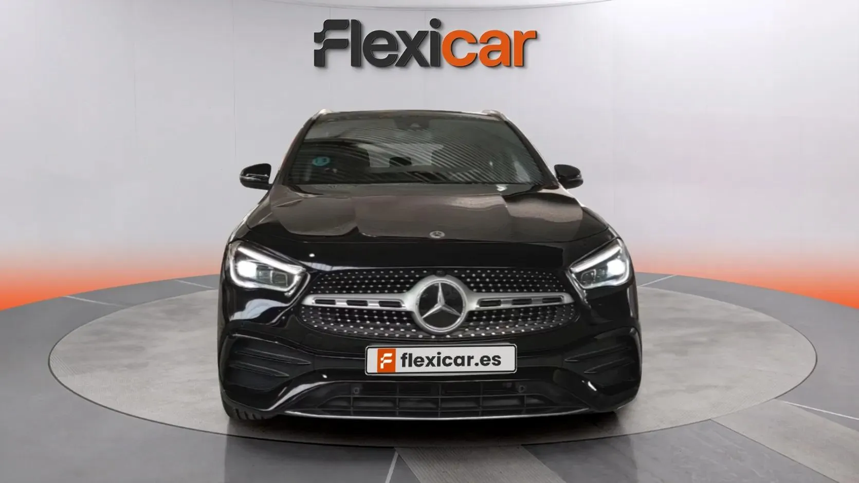 Mercedes-Benz GLA 200 D - foto 2
