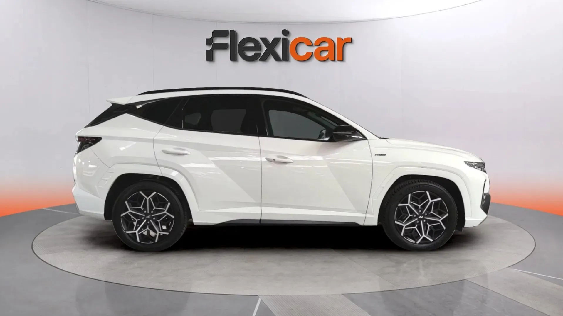 Hyundai Tucson 1.6CRDI 48V NLine Sky Safe DCT 4x4 - foto 8