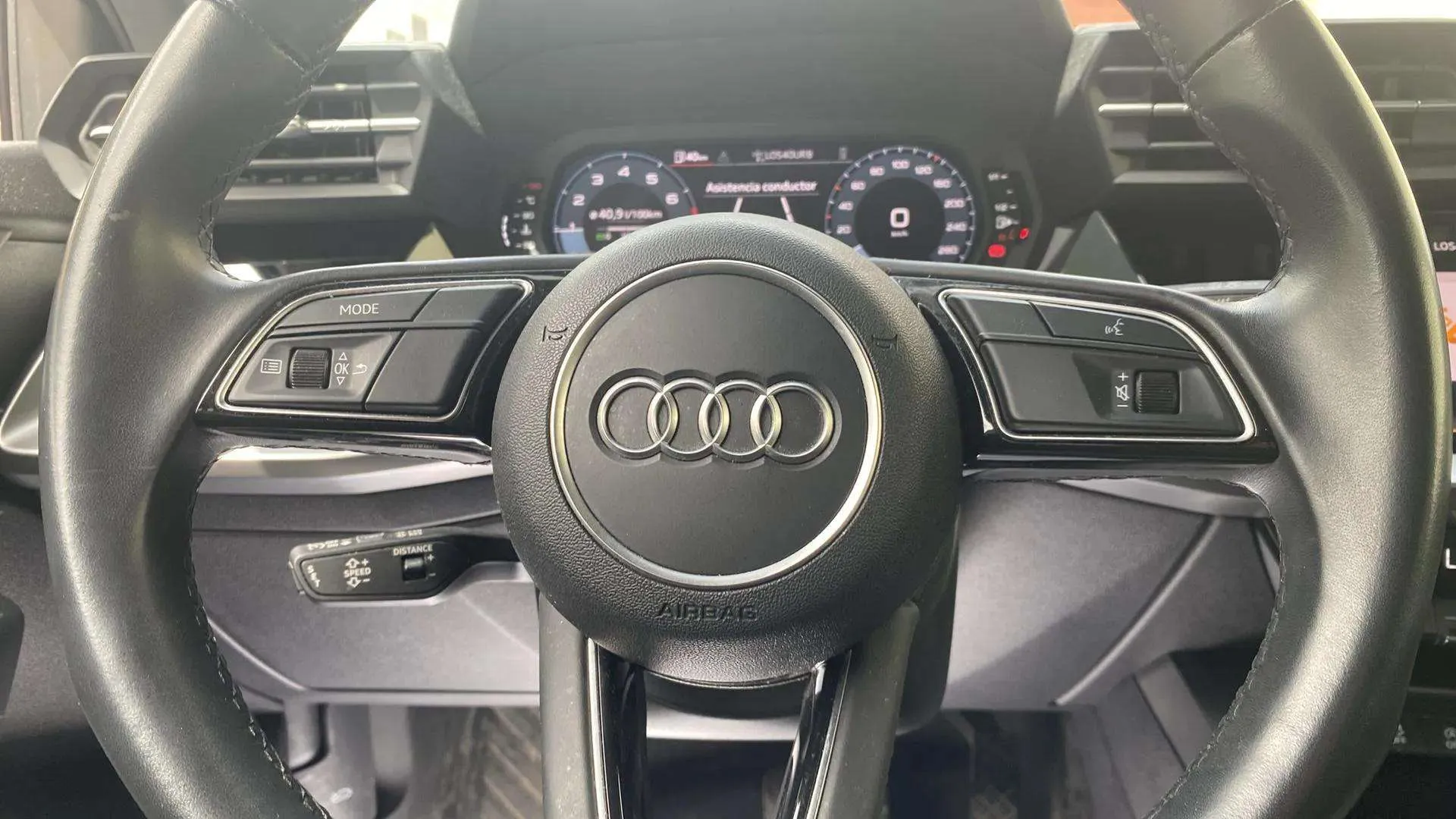 Audi A3 Sportback 30 TFSI S tronic - foto 10