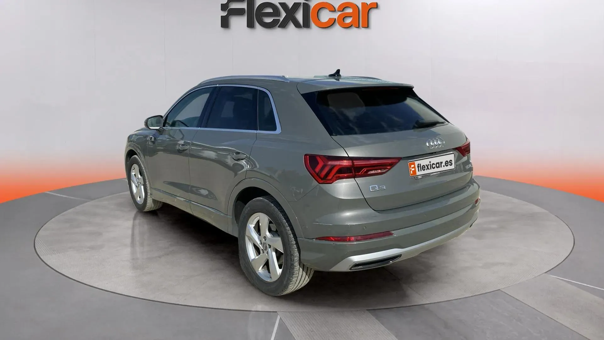 Audi Q3 35 TDI S tronic - foto 4