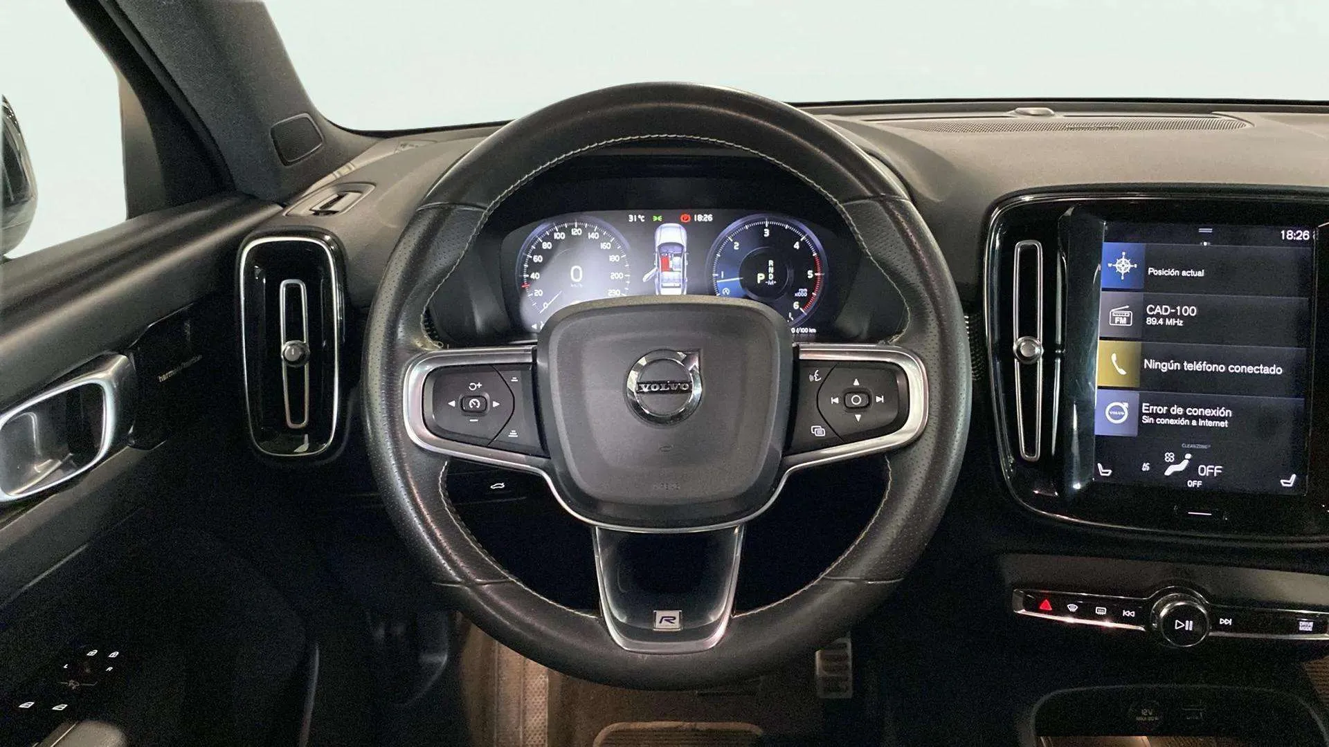 Volvo XC40 2.0 D3 AWD R-Design - foto 12