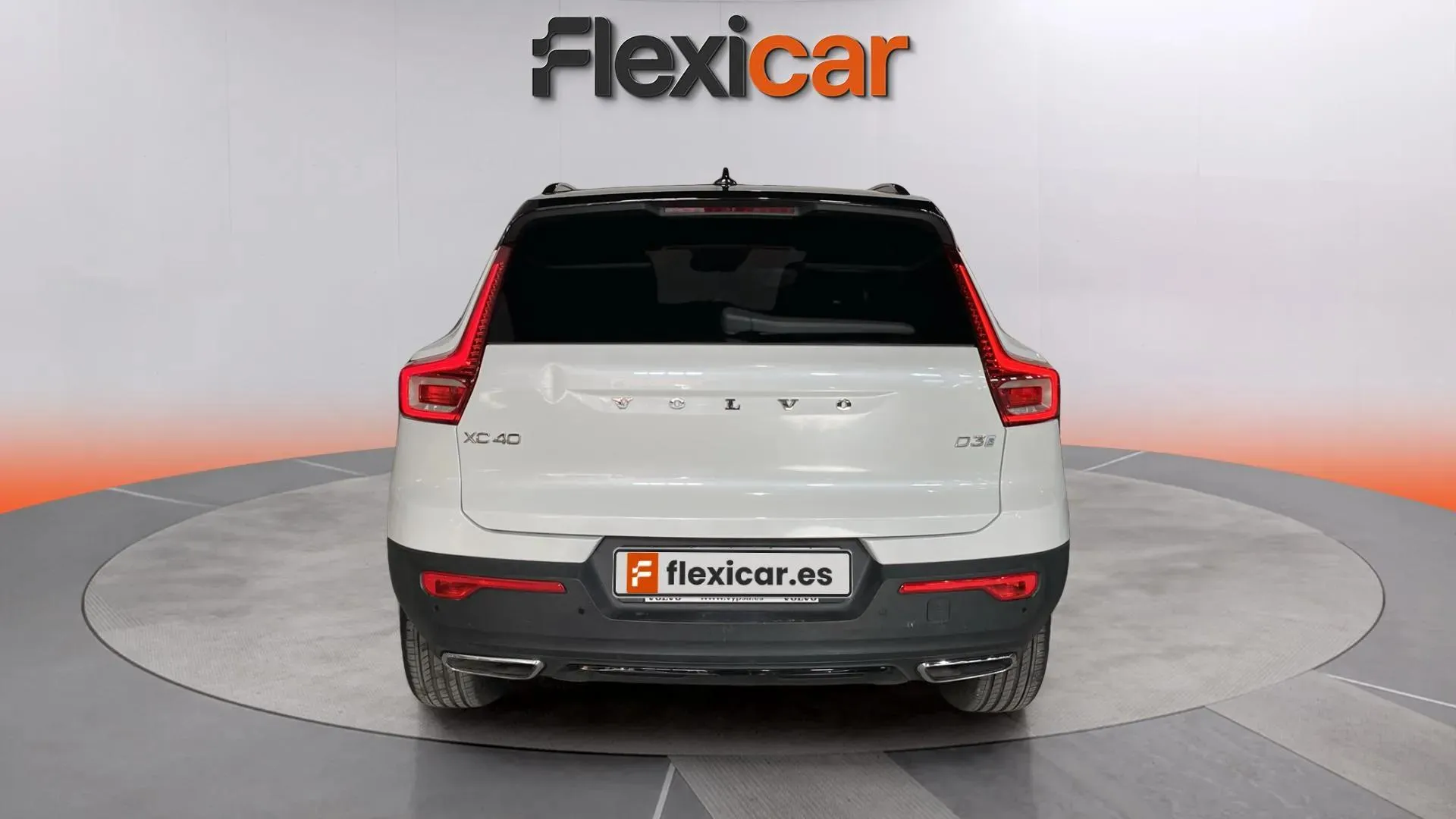 Volvo XC40 2.0 D3 AWD R-Design - foto 6