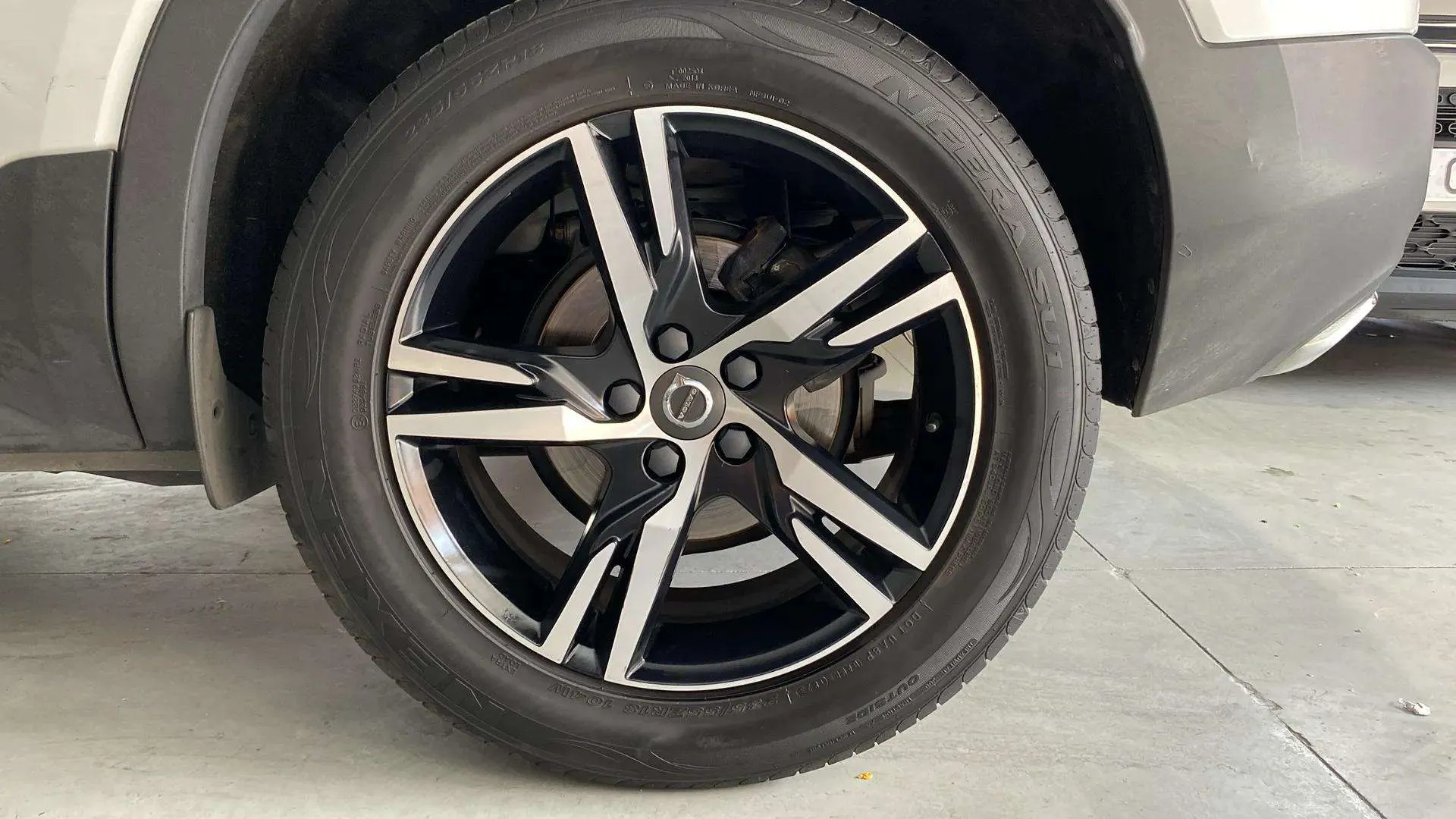 Volvo XC40 2.0 D3 AWD R-Design - foto 10