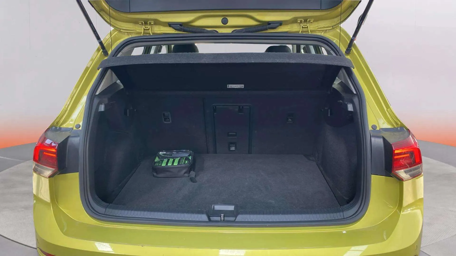 Volkswagen Golf Life 1.5 eTSI DSG - foto 19