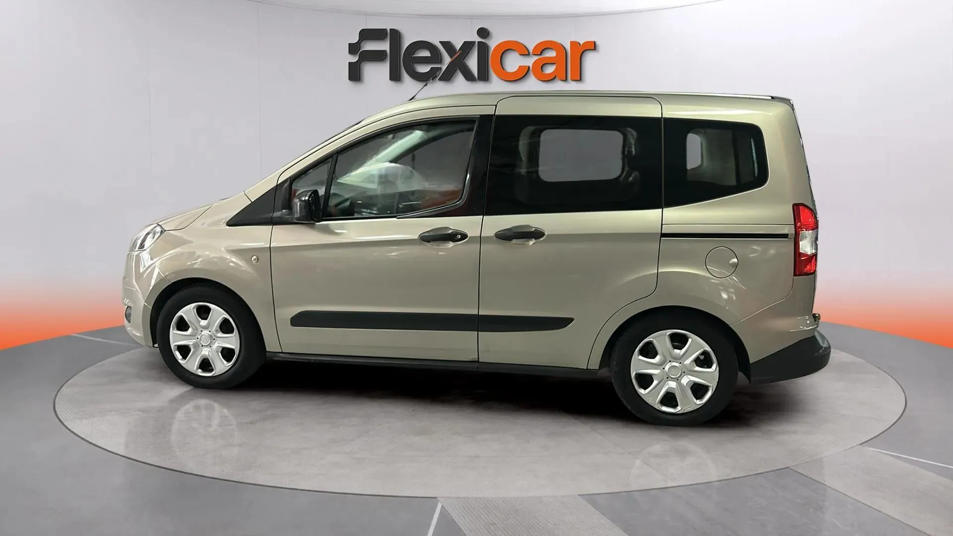 Ford Tourneo Courier 1.0 EcoBoost Ambiente - foto 4