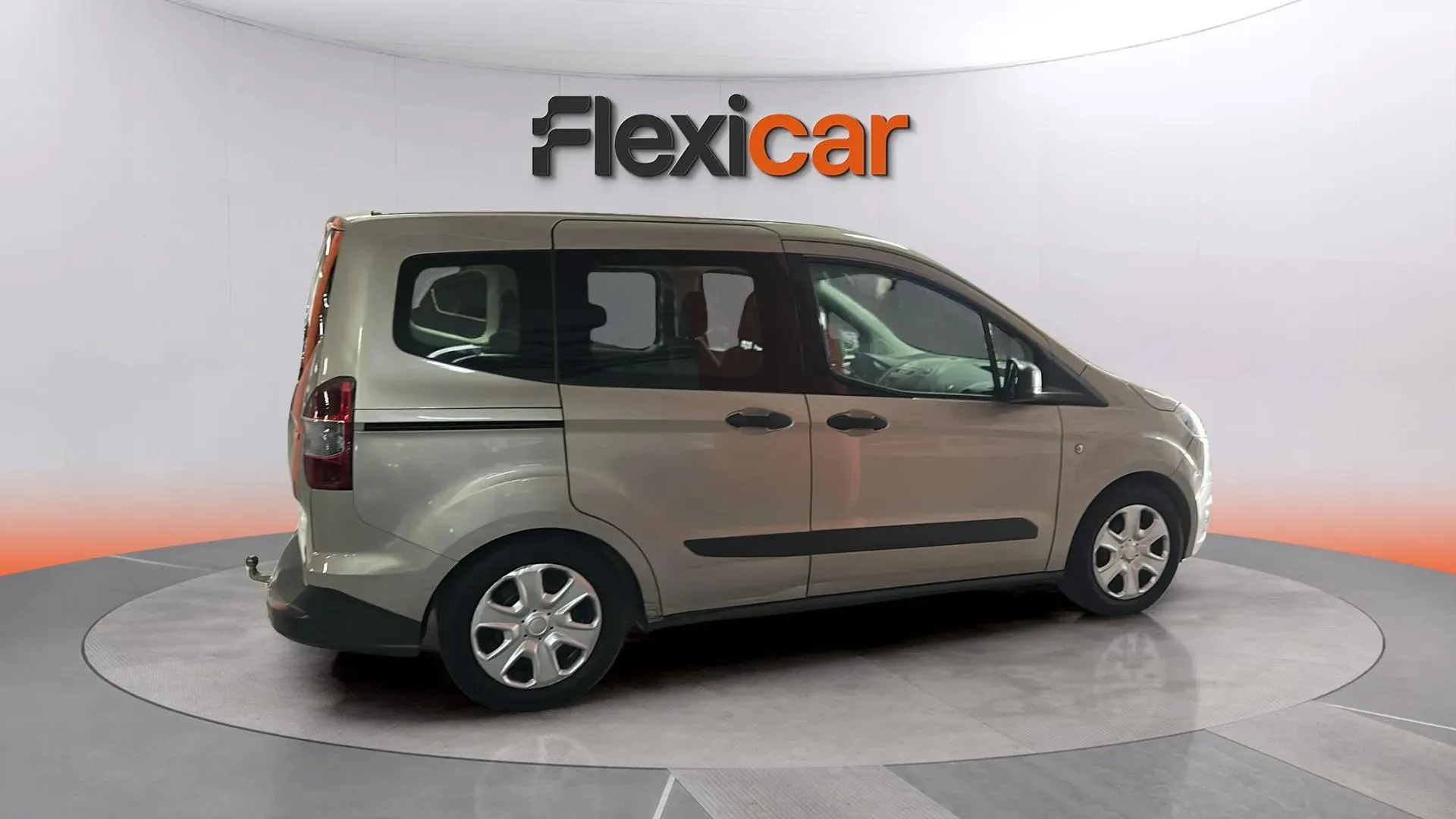 Ford Tourneo Courier 1.0 EcoBoost Ambiente - foto 7