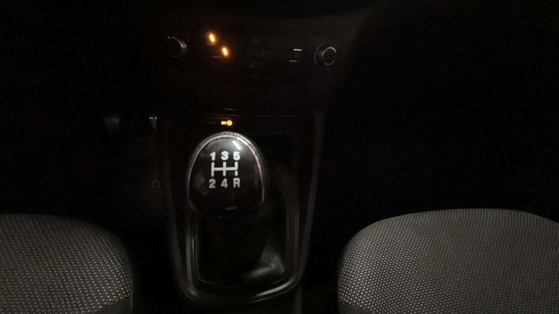 Ford Tourneo Courier 1.0 EcoBoost Ambiente - foto 19