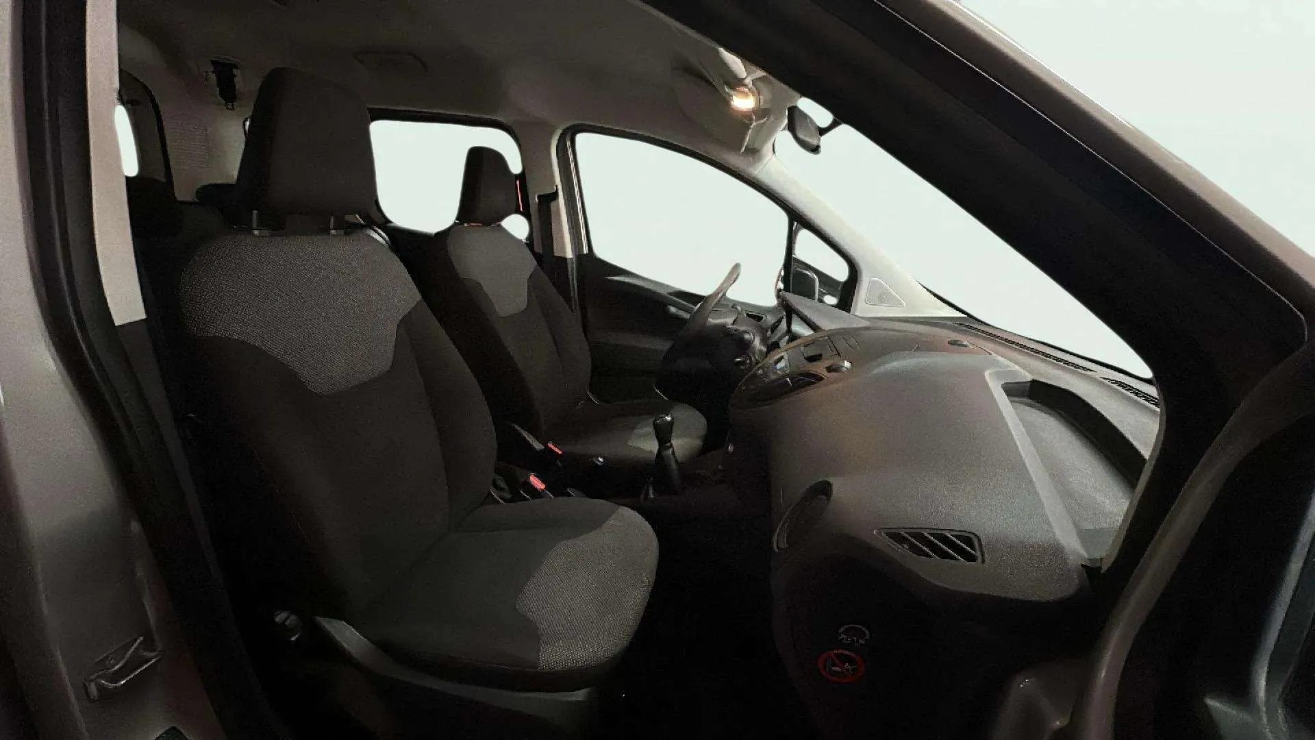 Ford Tourneo Courier 1.0 EcoBoost Ambiente - foto 13