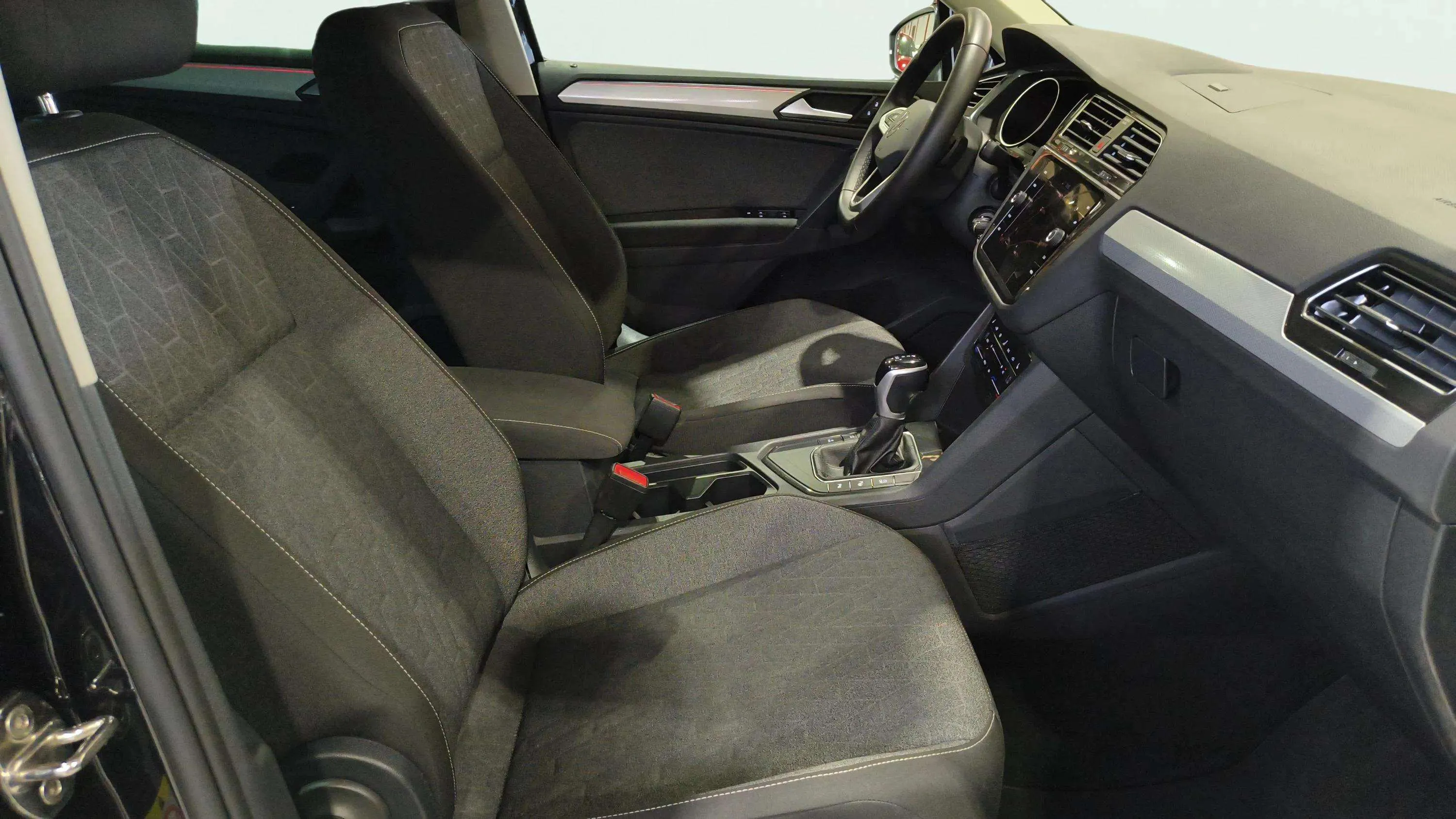 Volkswagen Tiguan Life 1.5 TSI DSG - foto 12