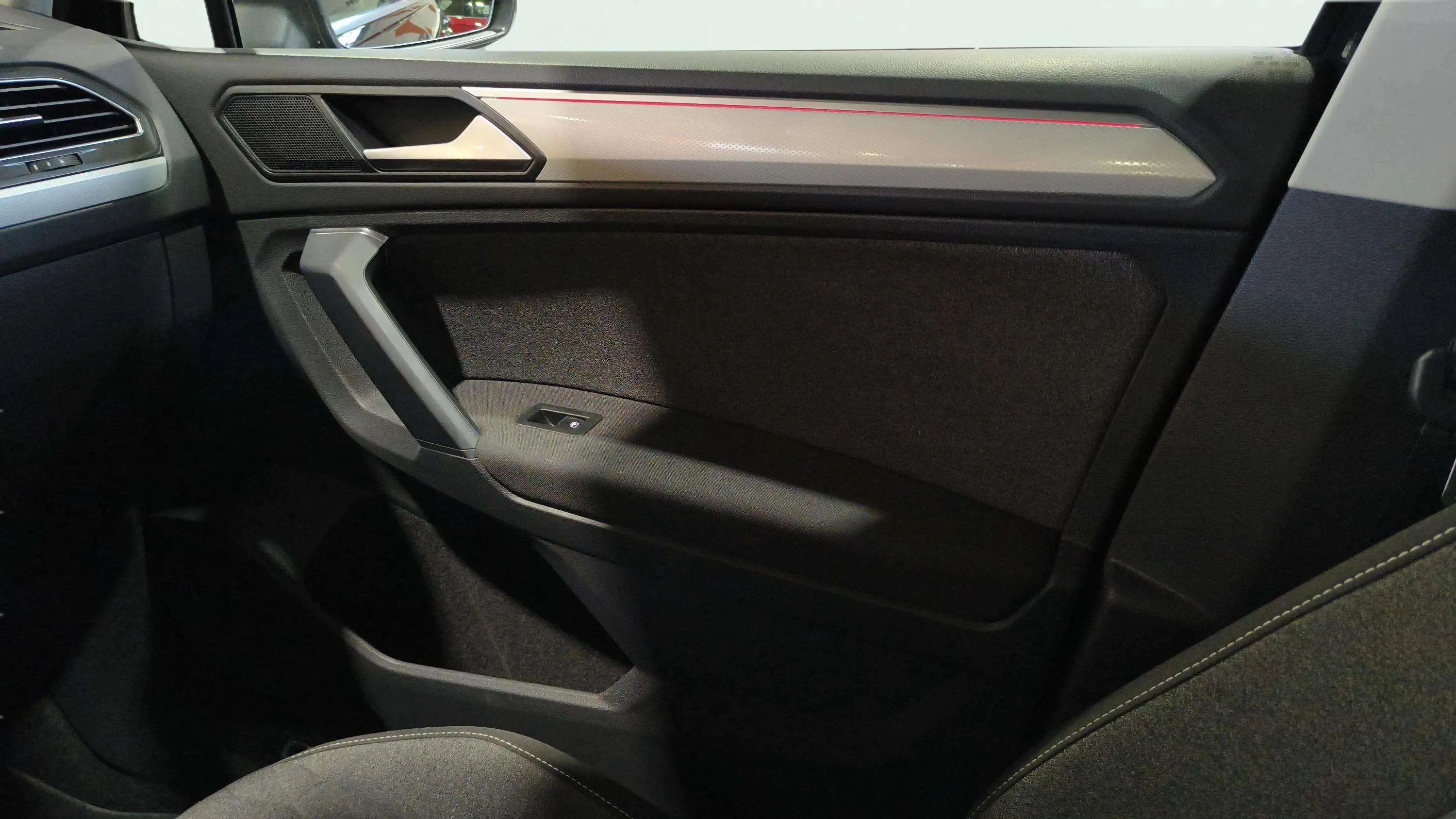Volkswagen Tiguan Life 1.5 TSI DSG - foto 11