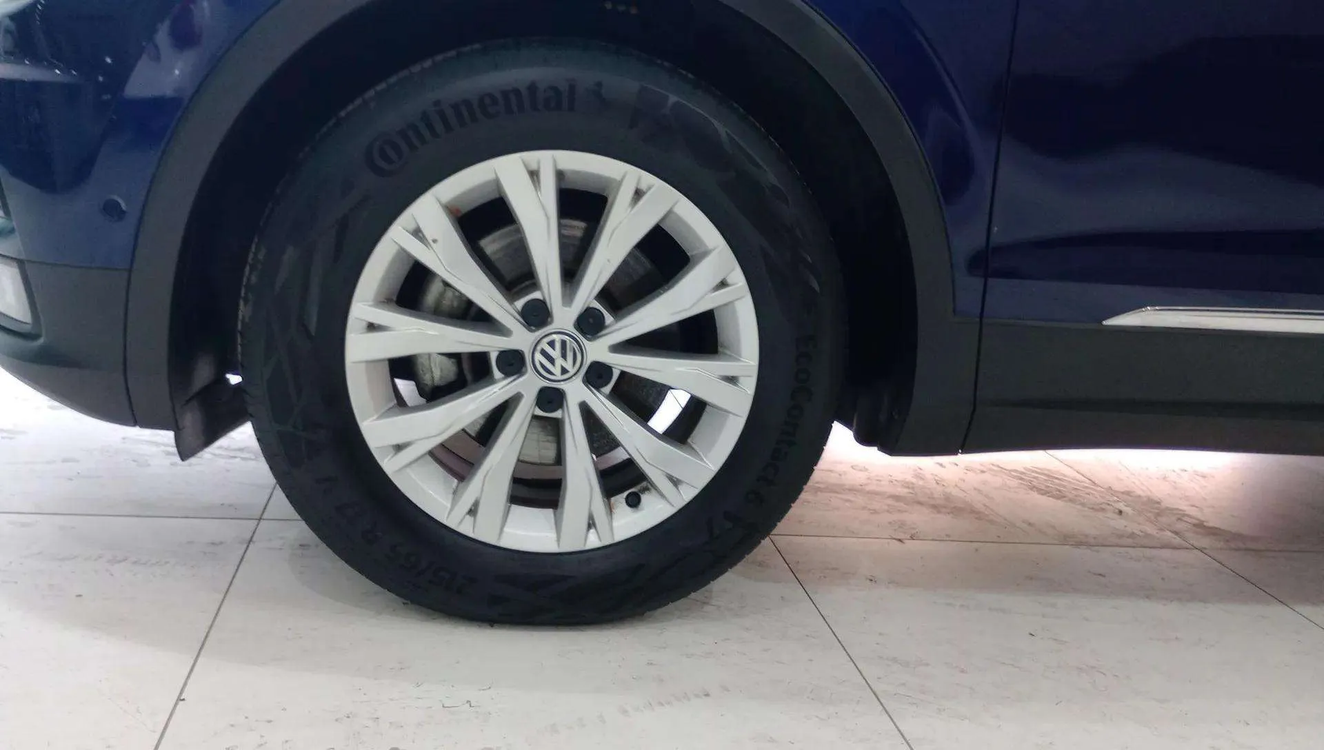 Volkswagen Tiguan Advance 2.0 TDI DSG - foto 20