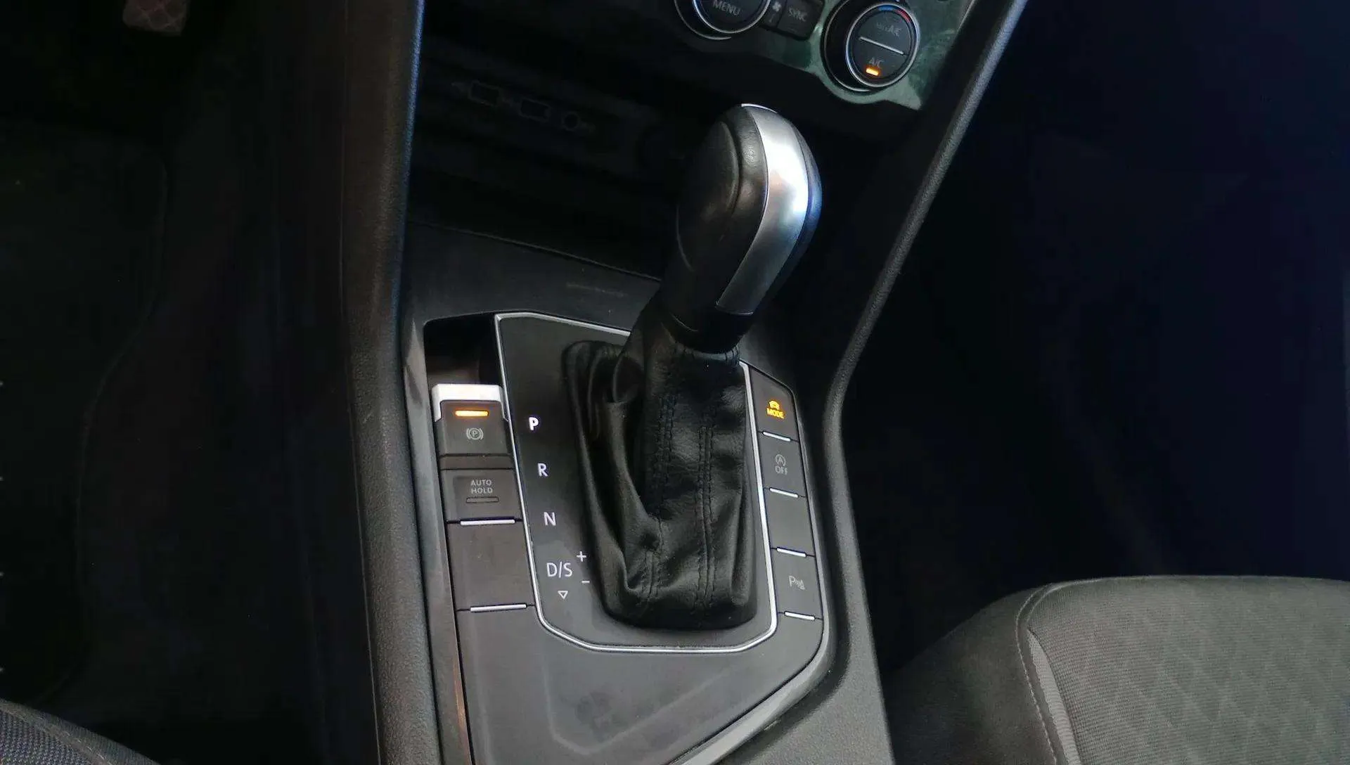 Volkswagen Tiguan Sport 1.5 TSI DSG - foto 17